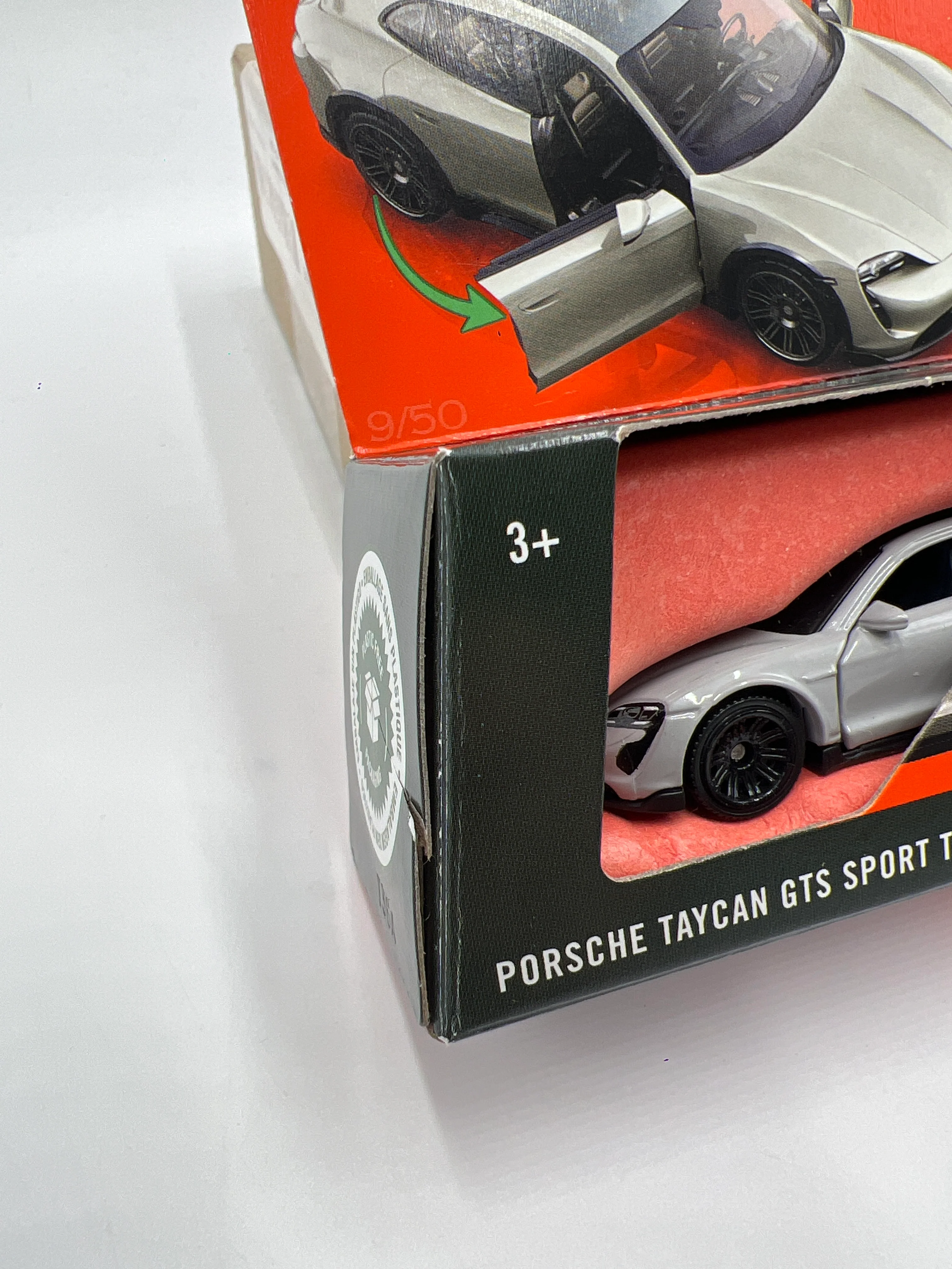 2025 Matchbox Moving Parts #9 Porsche Taycan GTS Sport Turismo Silver 167D - Image 5