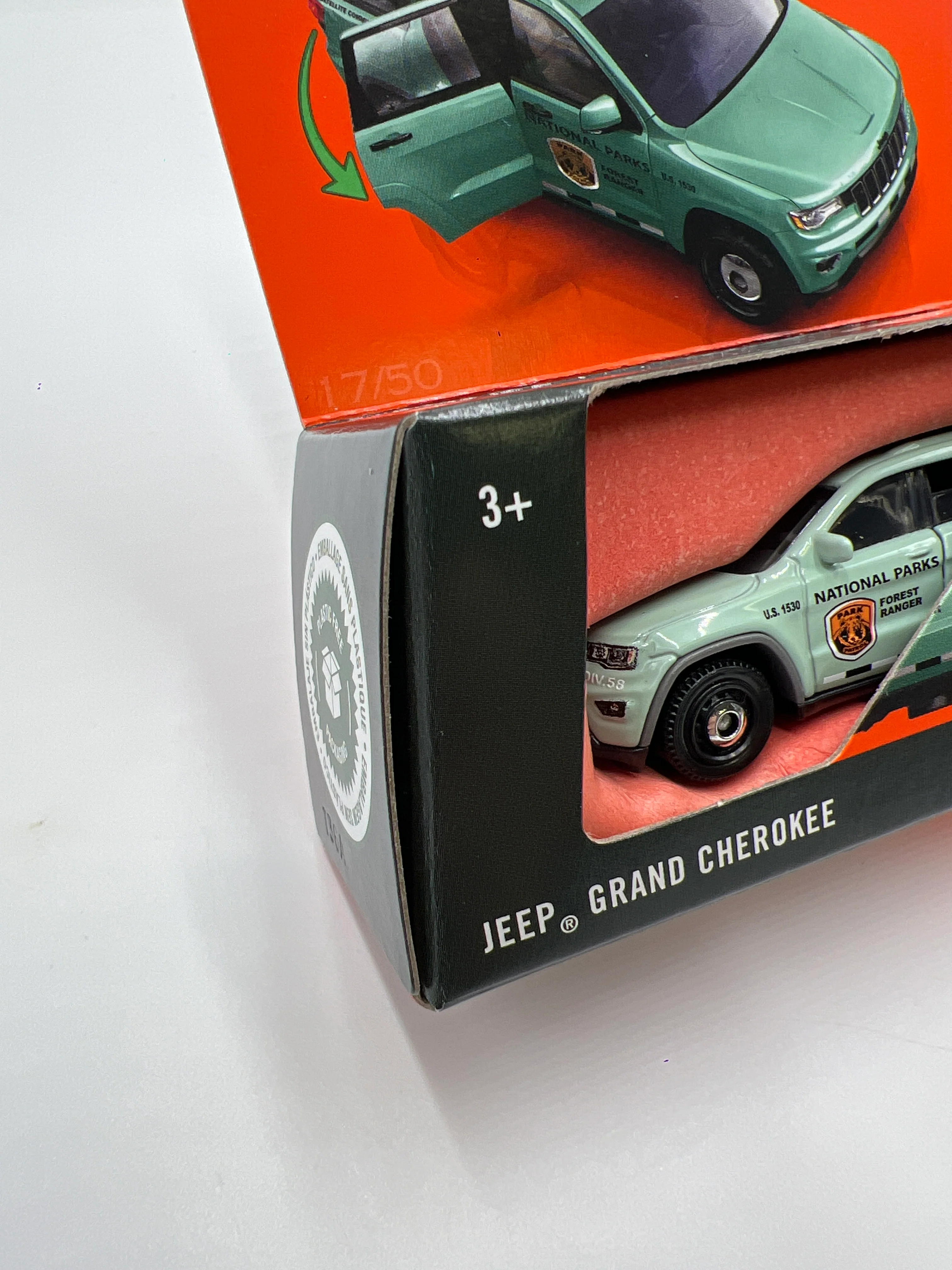 2025 Matchbox Moving Parts #17 National Parks Jeep Grand Cherokee Green 172i - Image 5