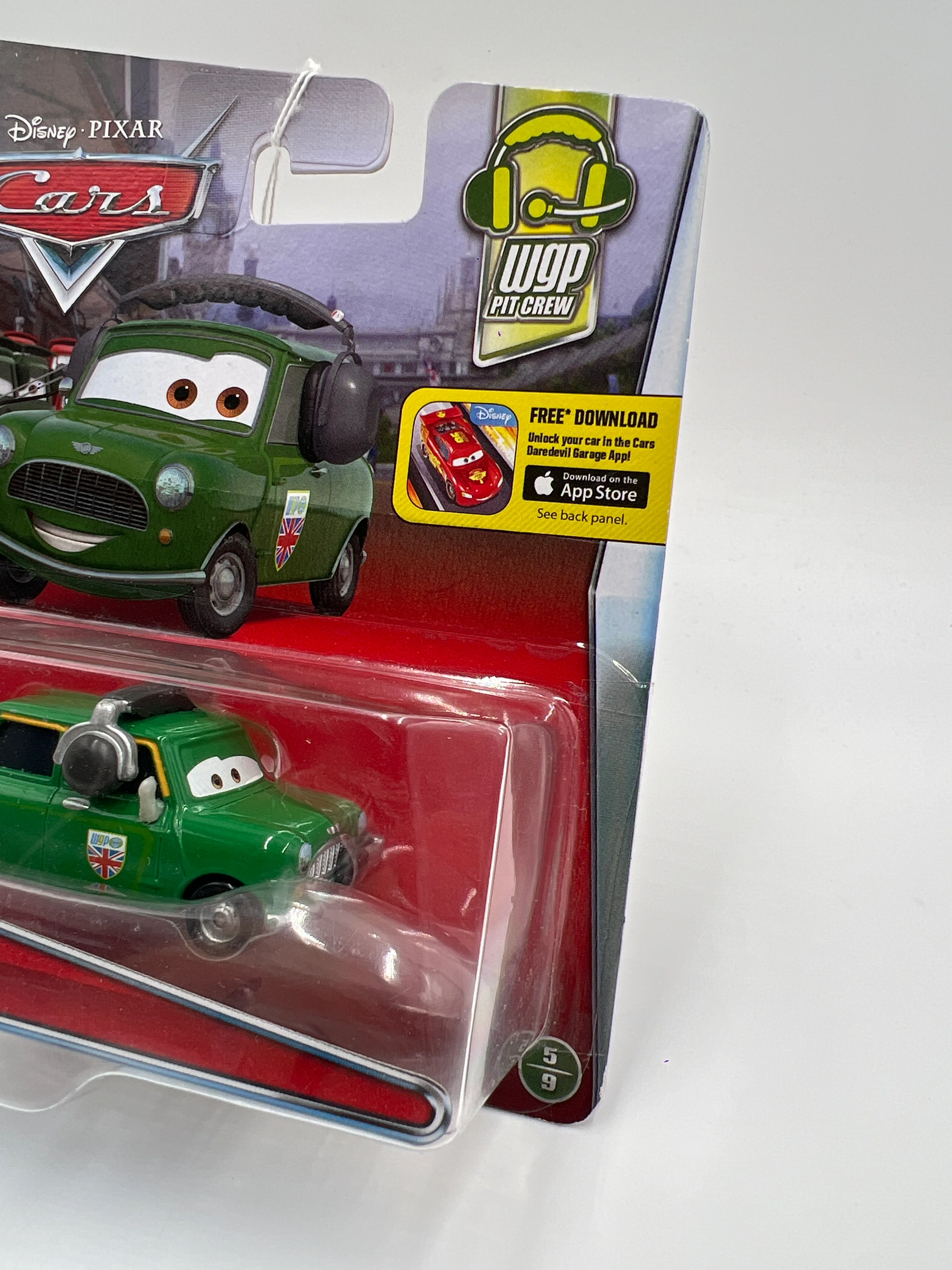 Disney Pixar Cars WGP Pit Crew Austin Littleton Green See Description - Image 3