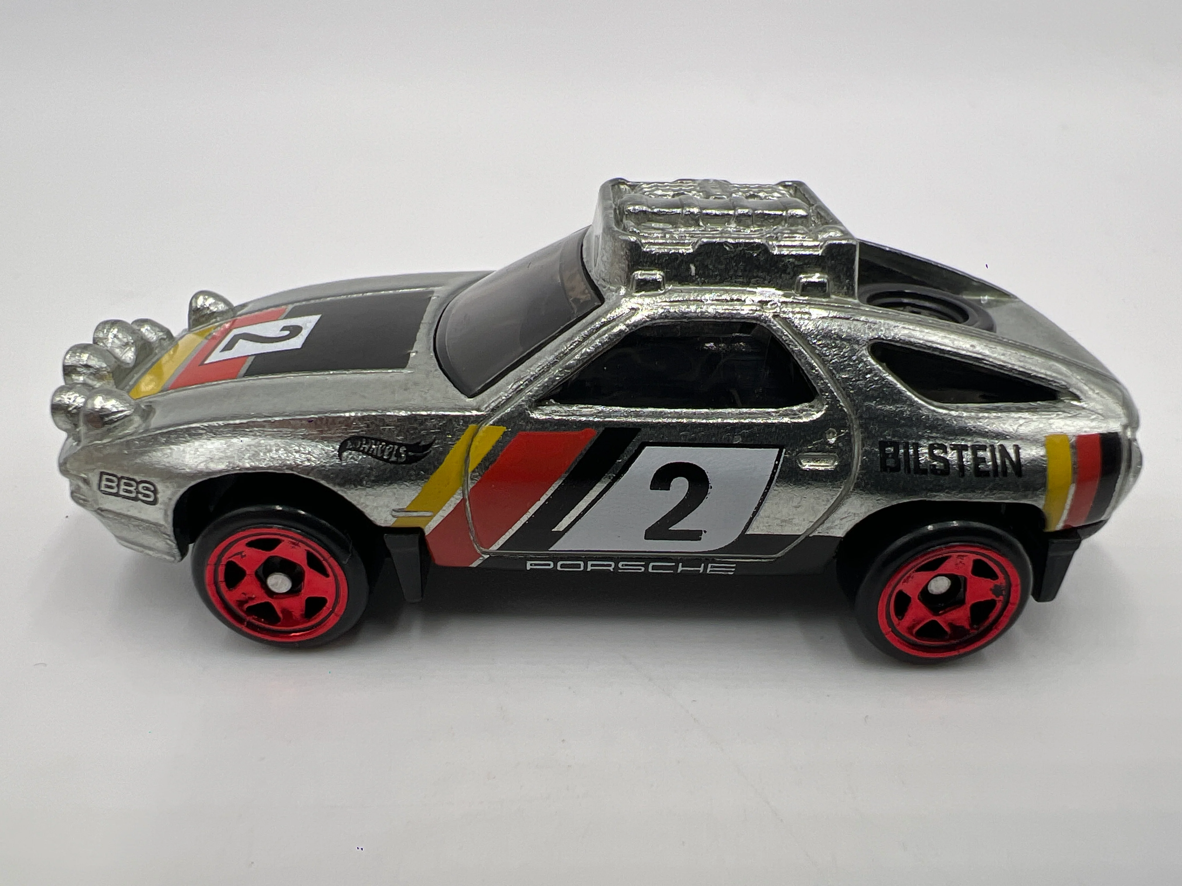 2025 Hot Wheels 1/64 Walmart Exclusive Zamac Set Porsche 928S Safari Loose - Image 4
