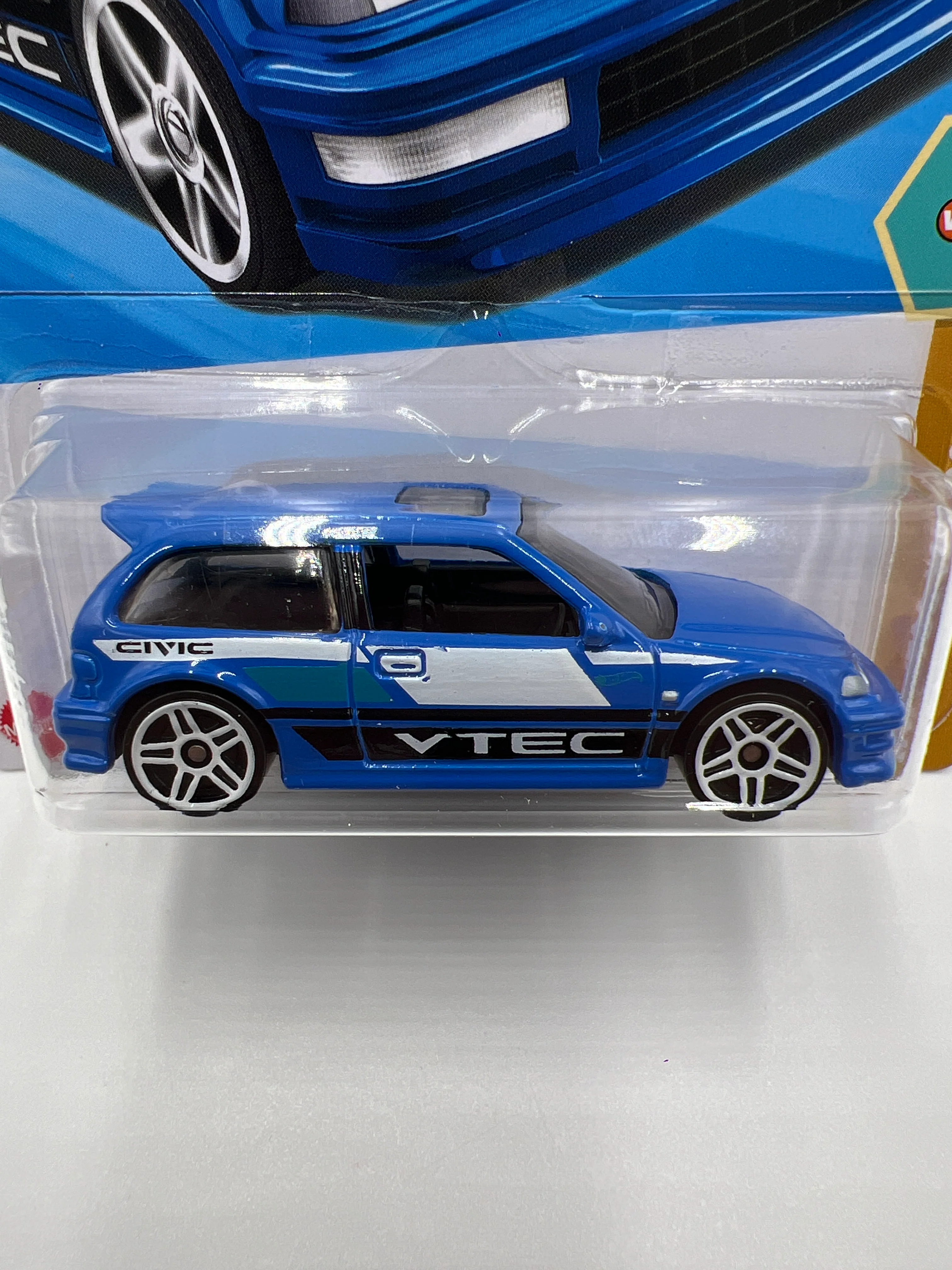 2025 Hot Wheels B Case #28 90 Honda Civic EF Blue 77A - Image 2
