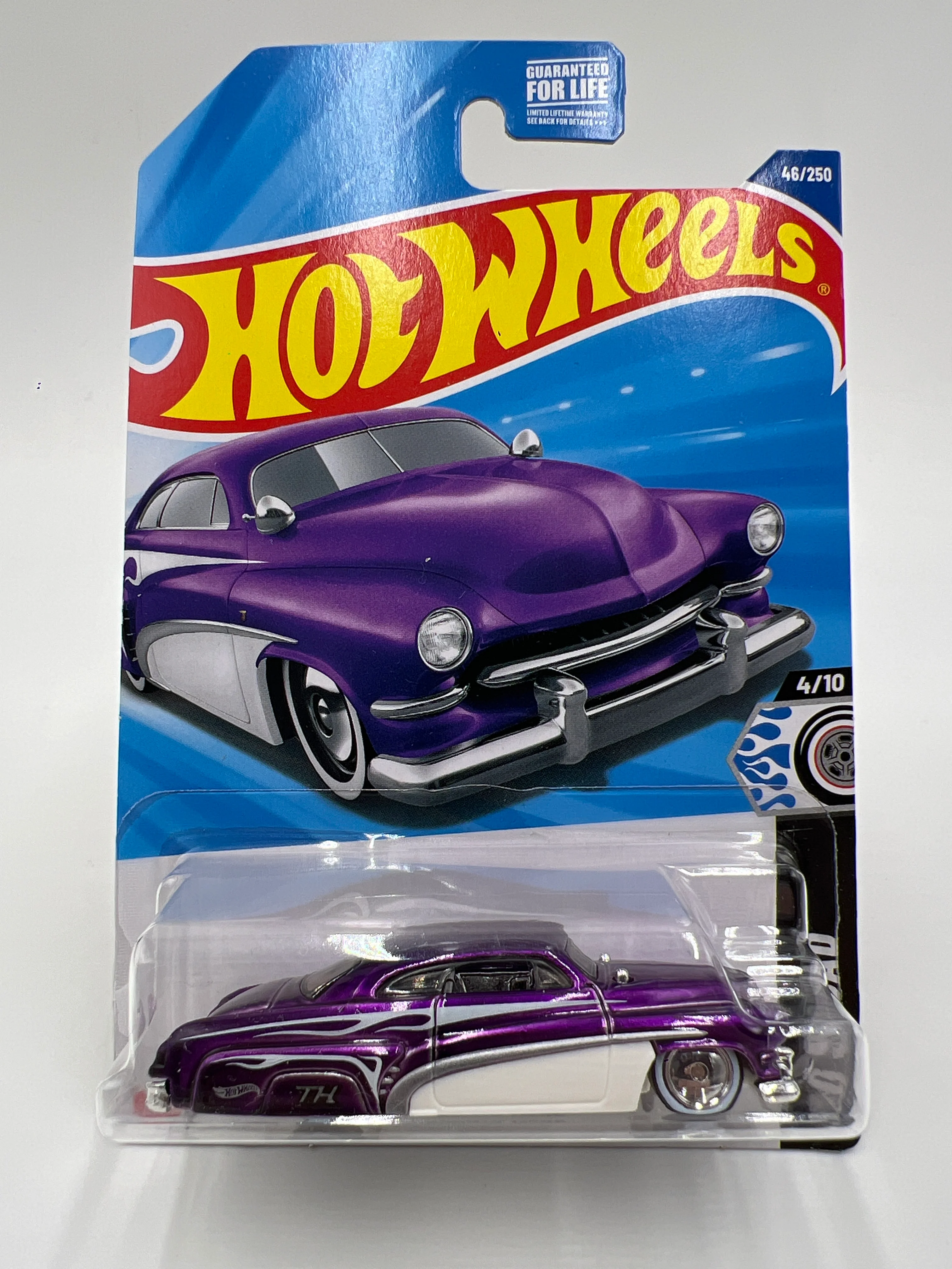 2025 Hot Wheels C Case Super Treasure Hunt #46 Hirohata Merc Purple W/Protector Small Crack In Blister - Image 2