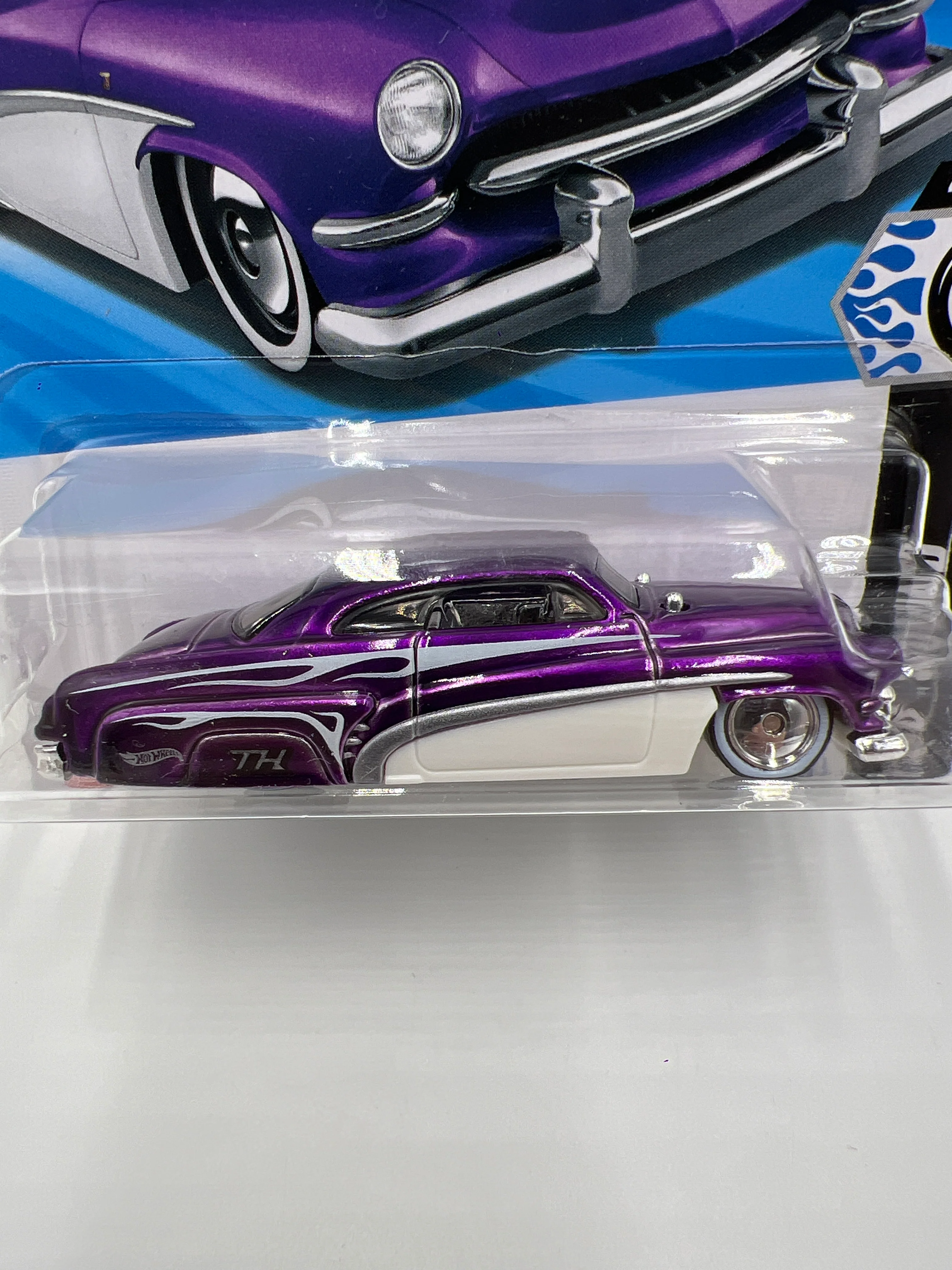 2025 Hot Wheels C Case Super Treasure Hunt #46 Hirohata Merc Purple W/Protector Small Crack In Blister - Image 3
