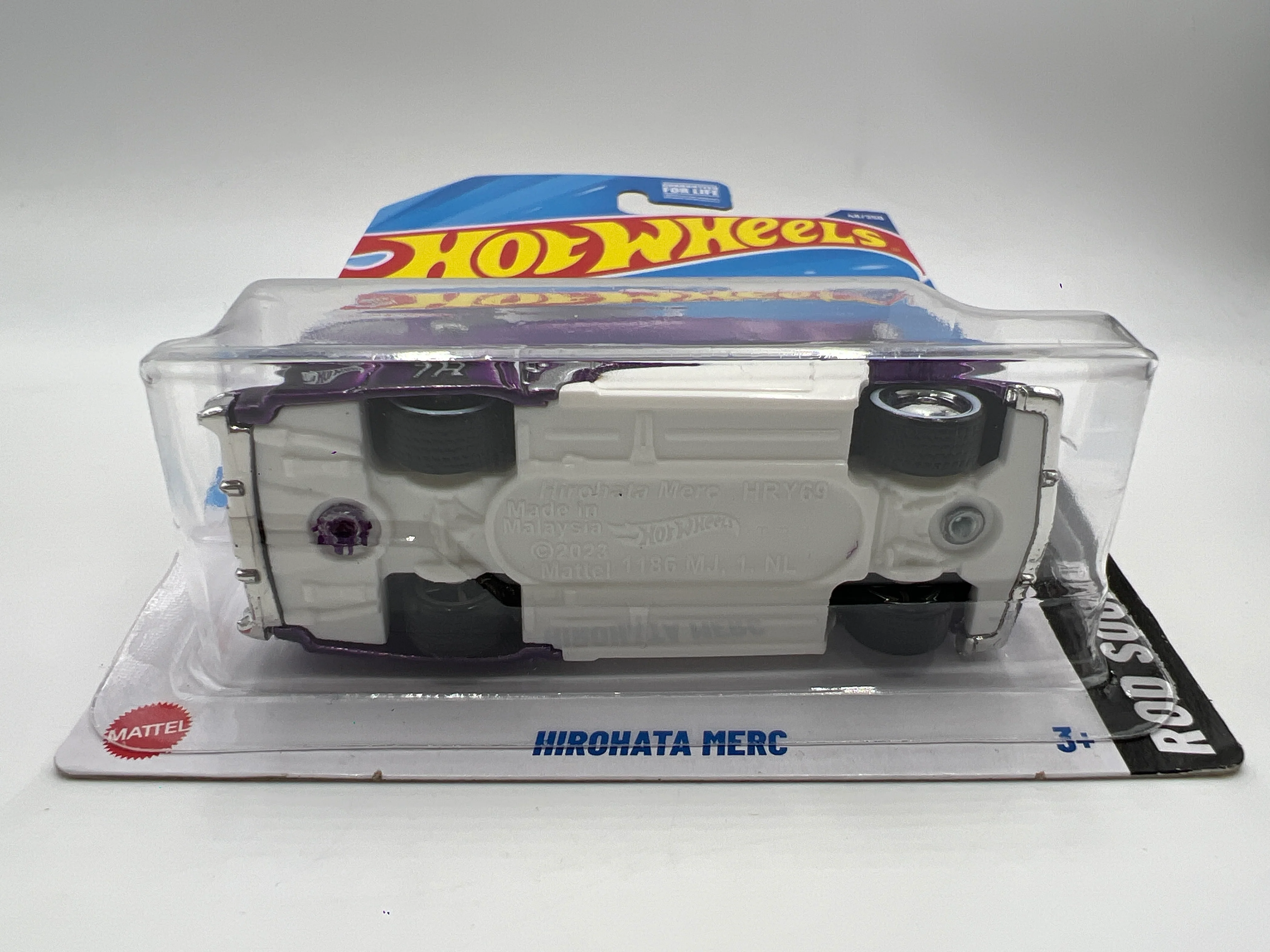 2025 Hot Wheels C Case Super Treasure Hunt #46 Hirohata Merc Purple W/Protector Small Crack In Blister - Image 7