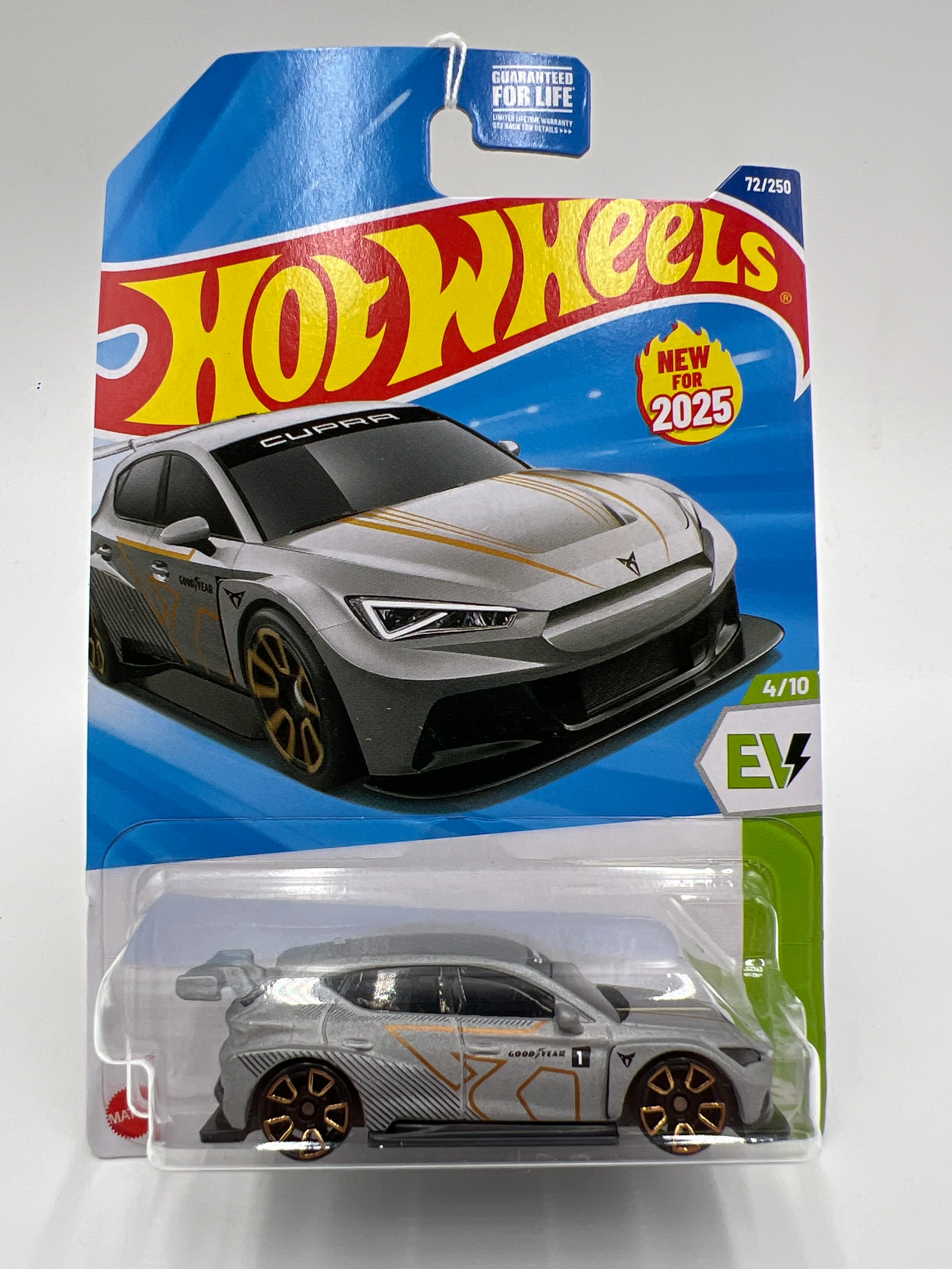2025 Hot Wheels H Case HW EV #72 Cupra e-Racer Gray 114i - Image 2