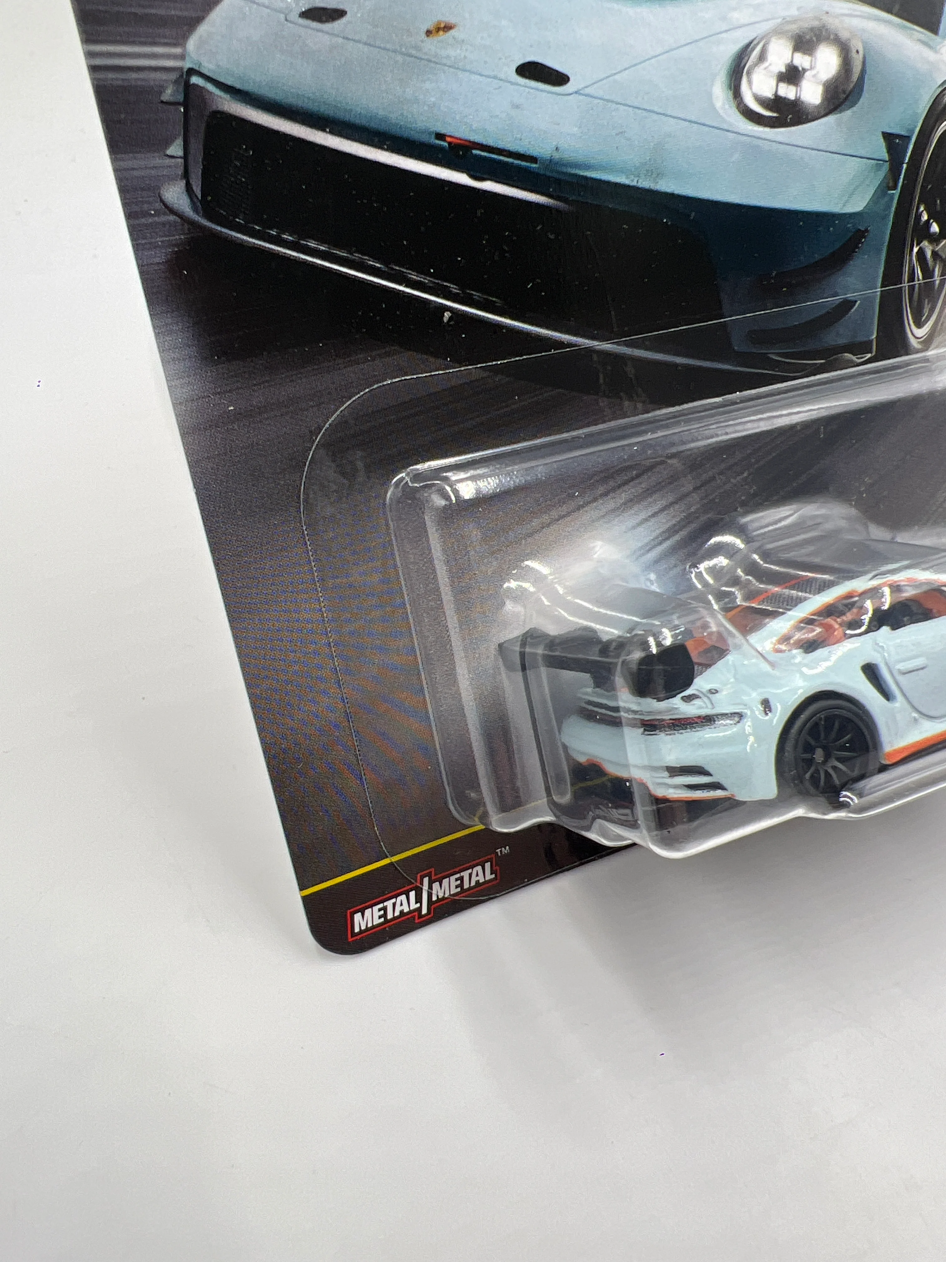 2025 Hot Wheels Car Culture Premium Circuit Legends #5 Porsche 911 GT3 R 992 Gulf 252B - Image 4