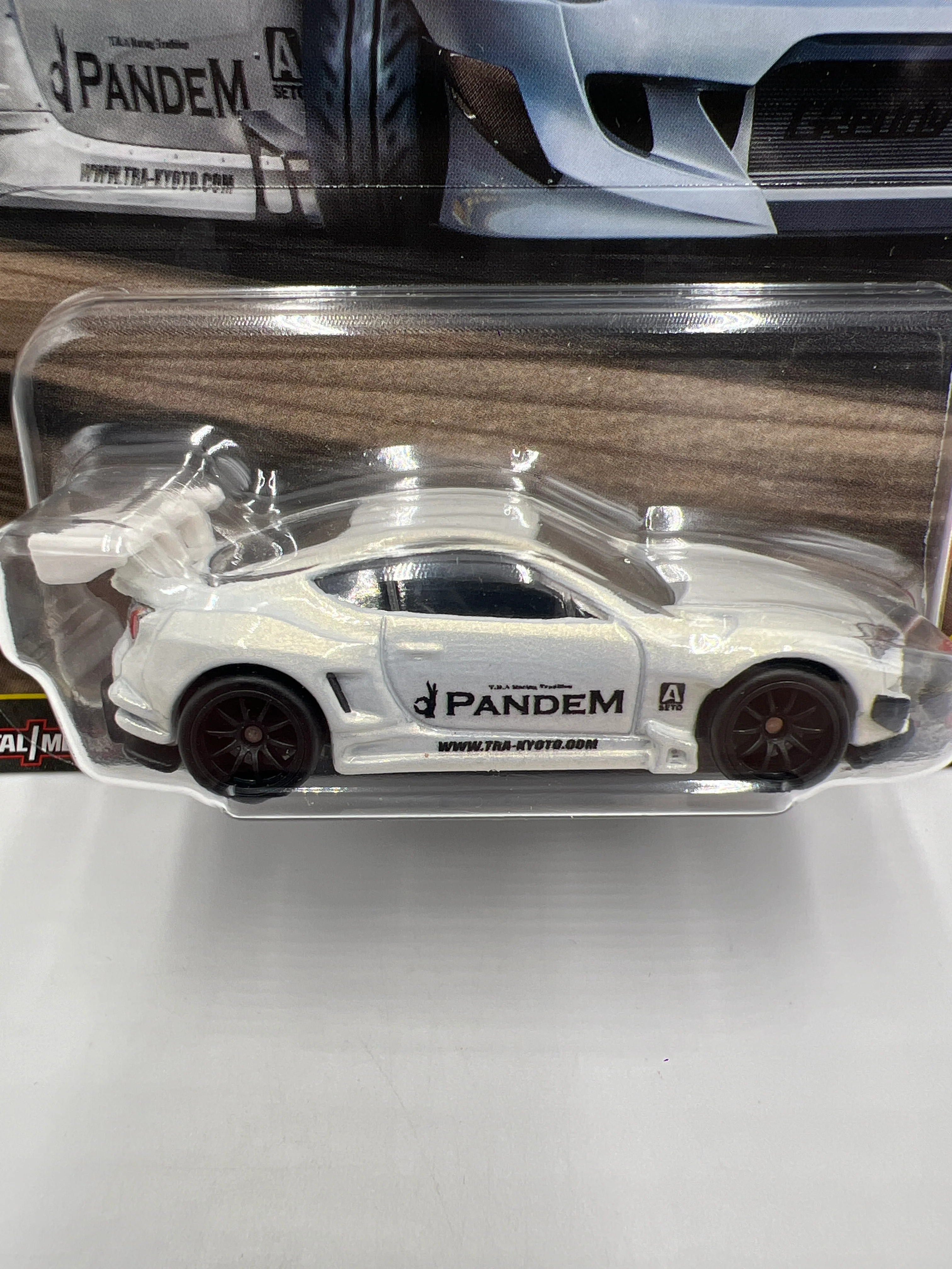 2025 Hot Wheels Car Culture Premium Circuit Legends #4 Pandem Subaru BRZ White 258E - Image 2