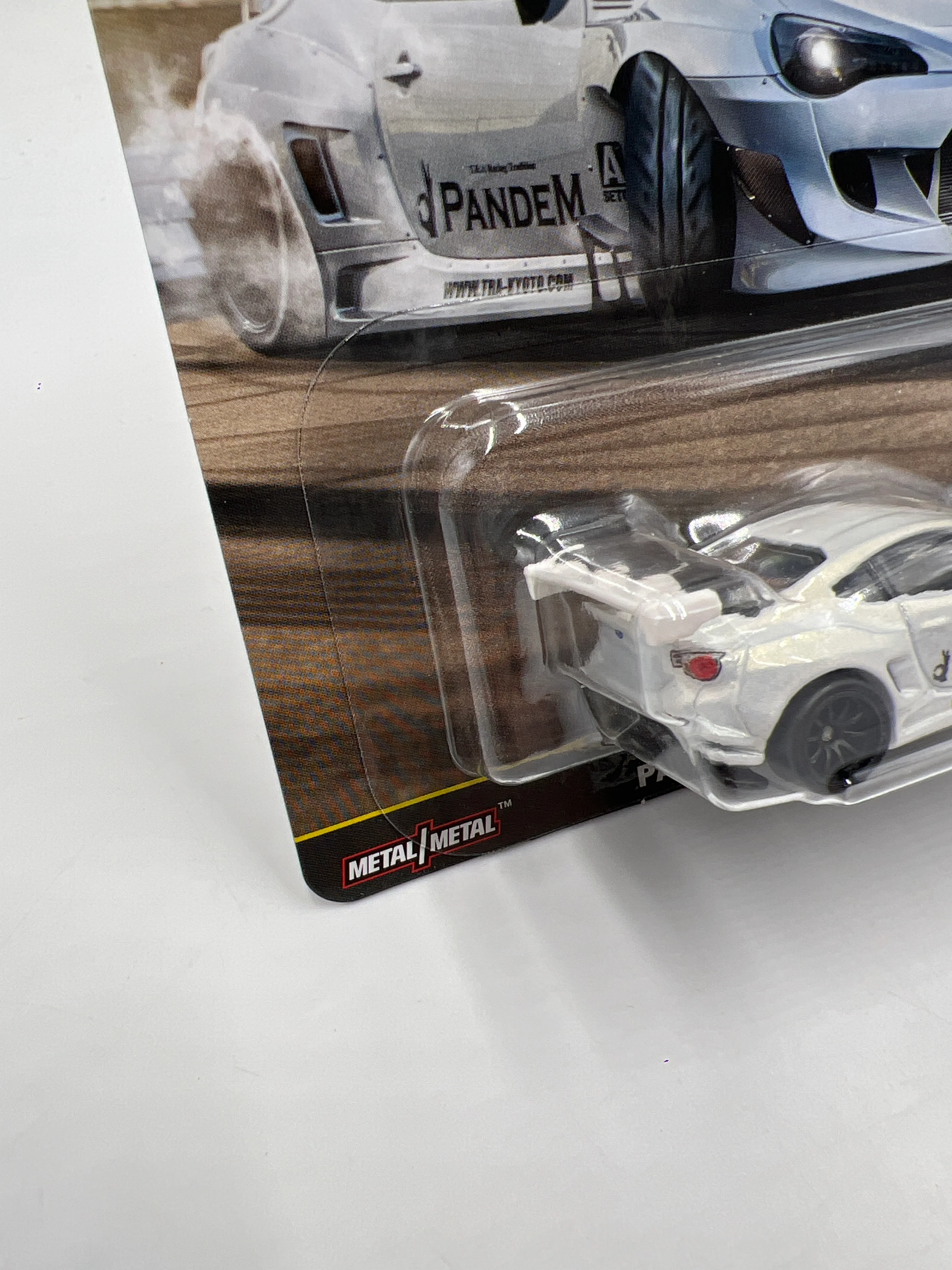 2025 Hot Wheels Car Culture Premium Circuit Legends #4 Pandem Subaru BRZ White 258E - Image 4