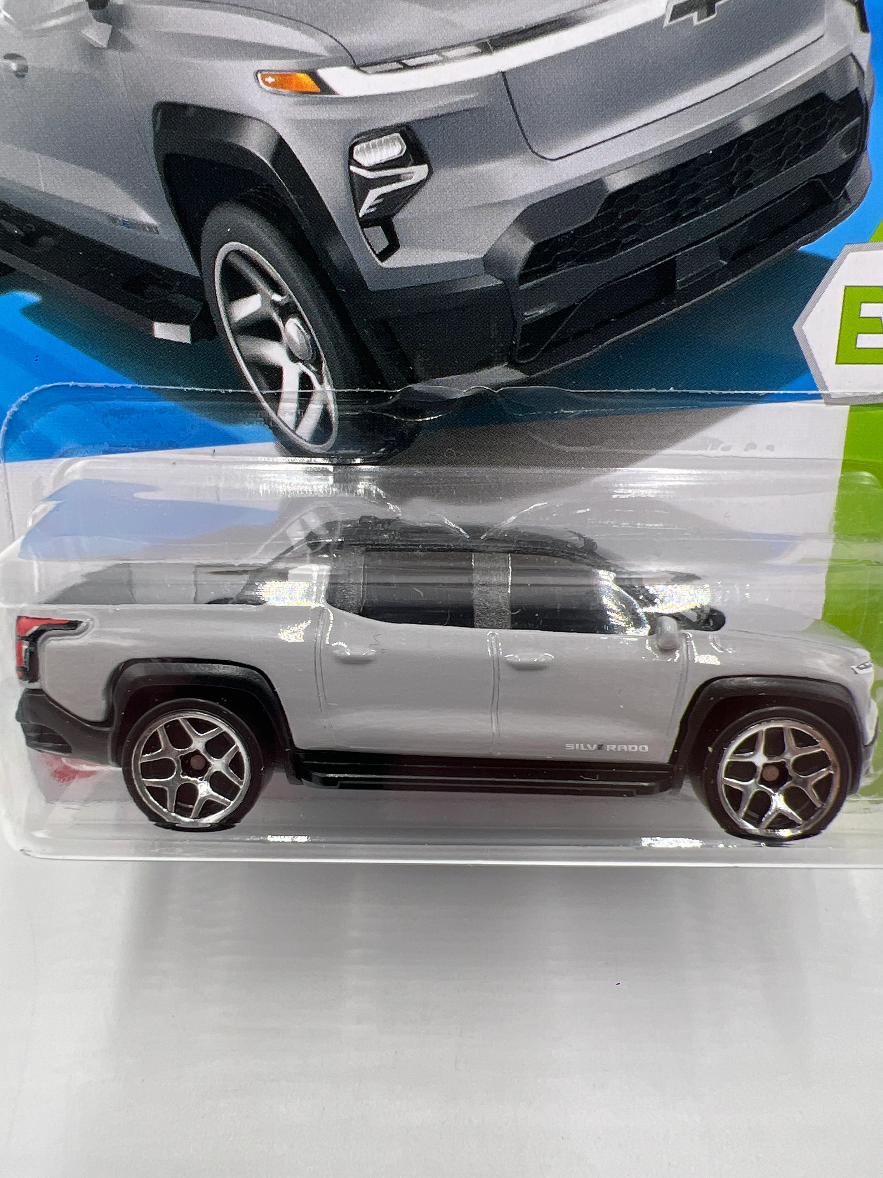 2025 Hot Wheels D Case #86 Silverado EV RST Gray 17A - Image 3