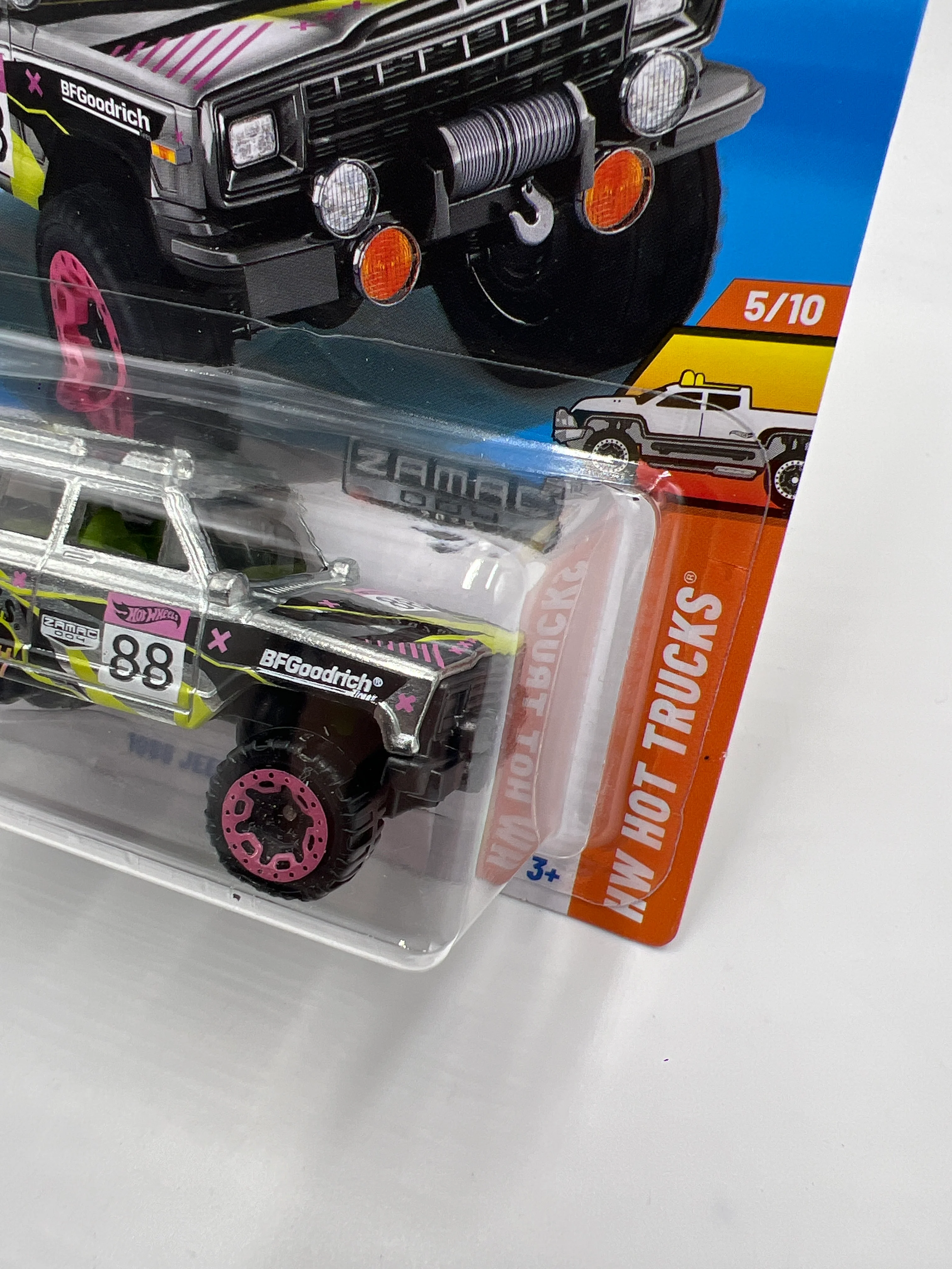 2025 Hot Wheels E Case Walmart Exclusive Zamac 004 #44 1988 Jeep Wagoneer 144D - Image 3