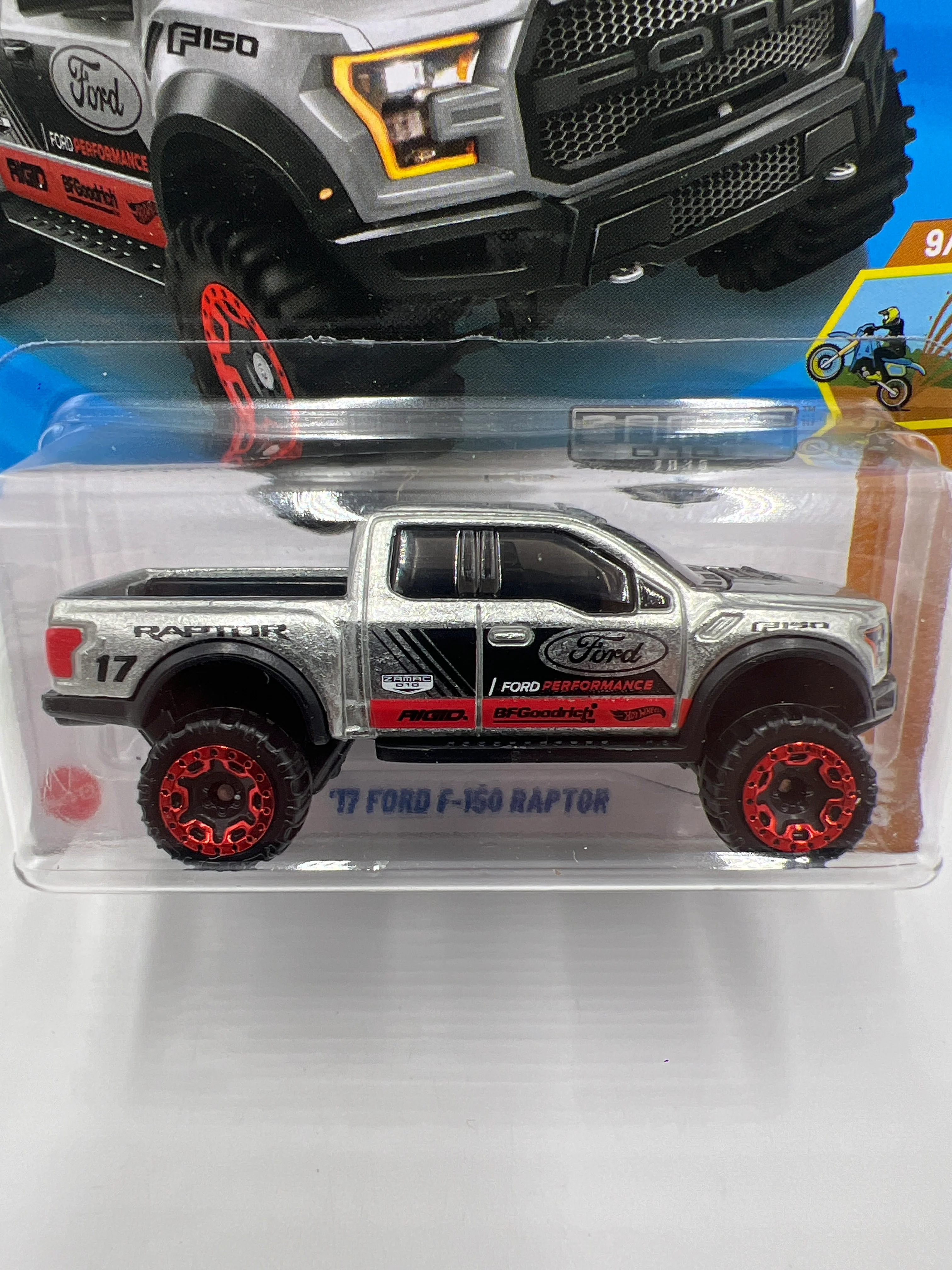 2025 Hot Wheels Walmart Exclusive Zamac 10 #178 17 Ford F-150 Raptor  146C - Image 2
