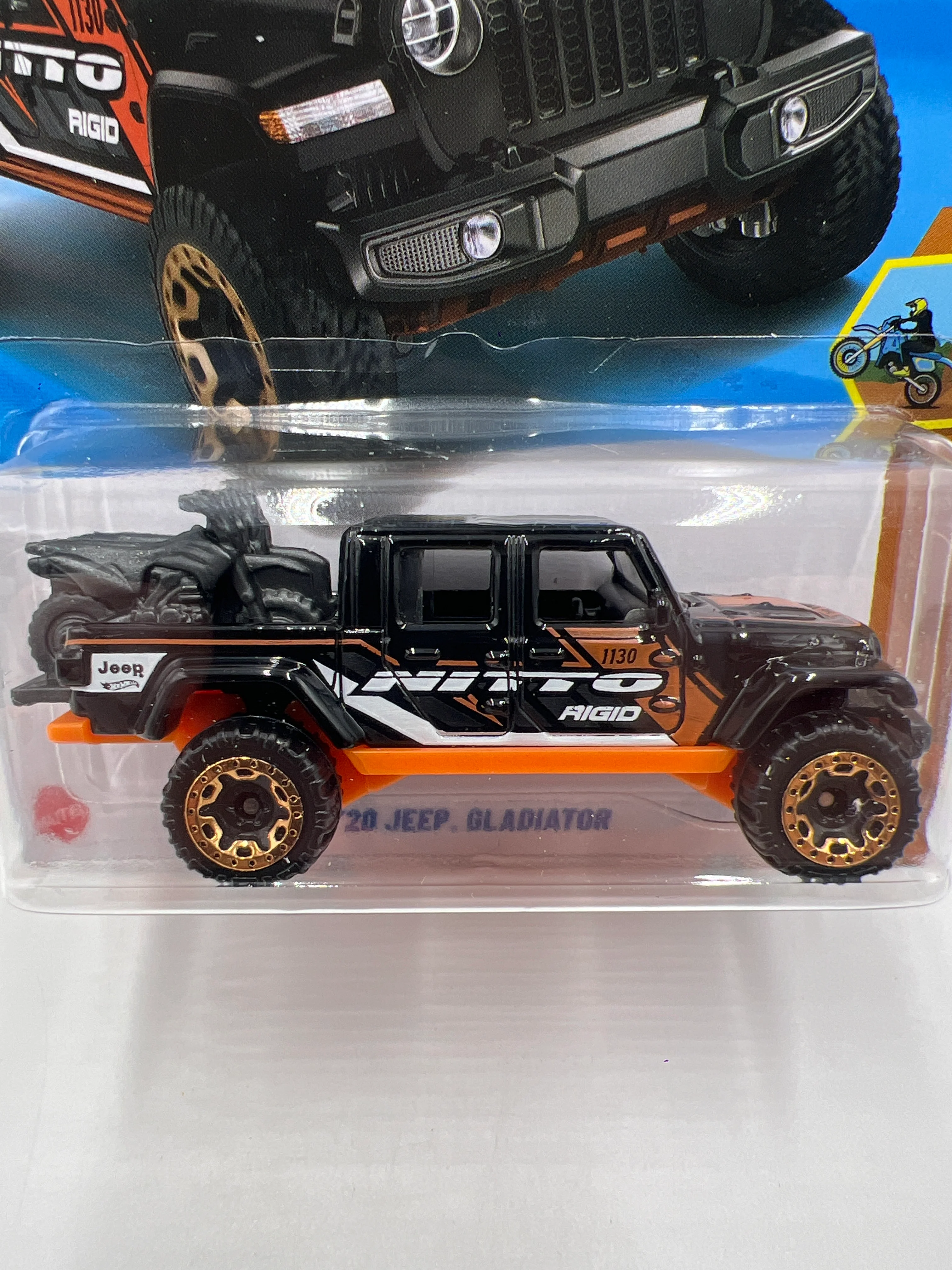 2025 Hot Wheels F Case HW Dirt #130 20 Jeep Gladiator Black Nitto 45B - Image 2