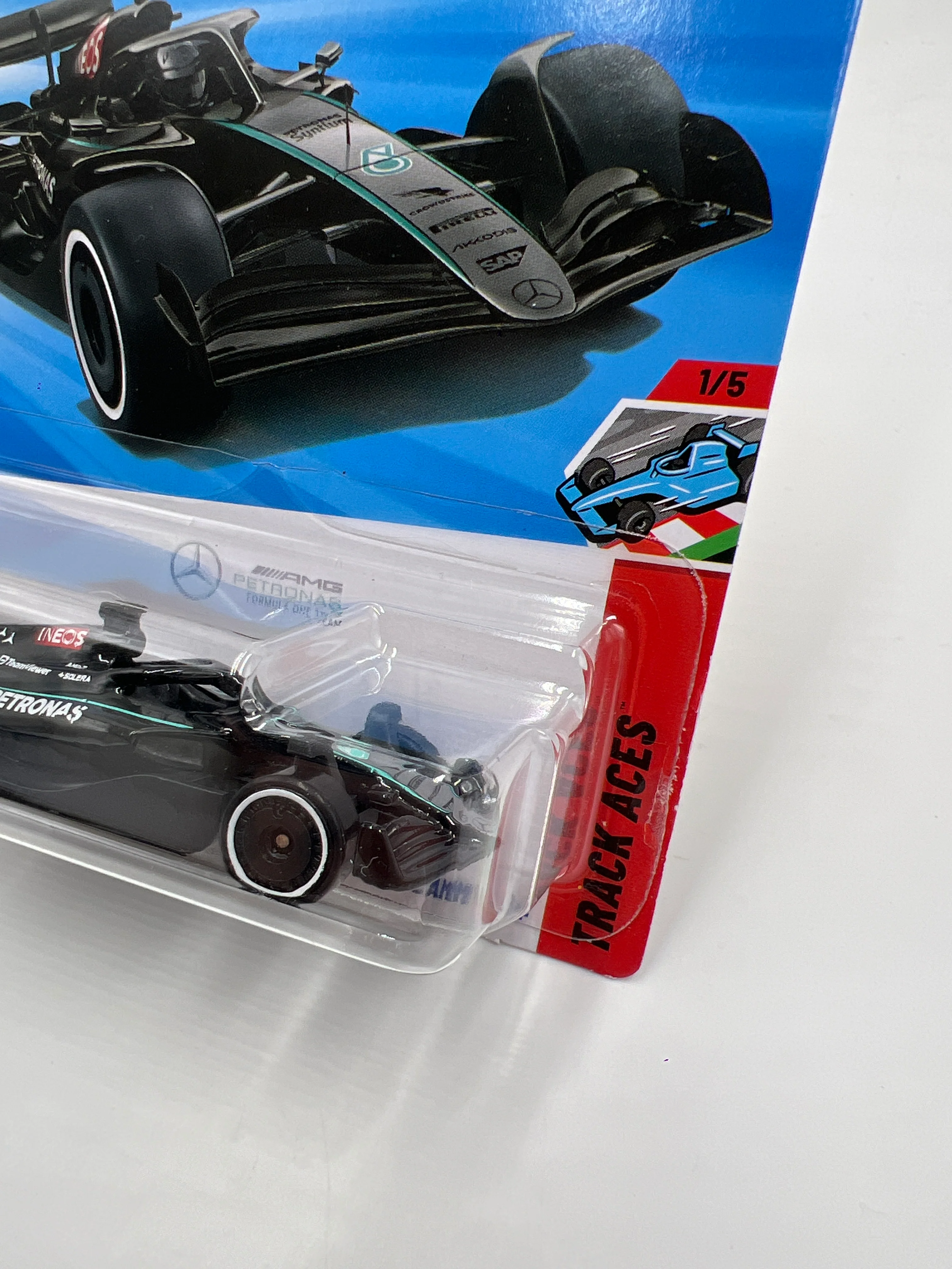 2025 Hot Wheels J Case formula 1 #59 Mercedes-AMG Petronas Formula One Team Black 112D - Image 3