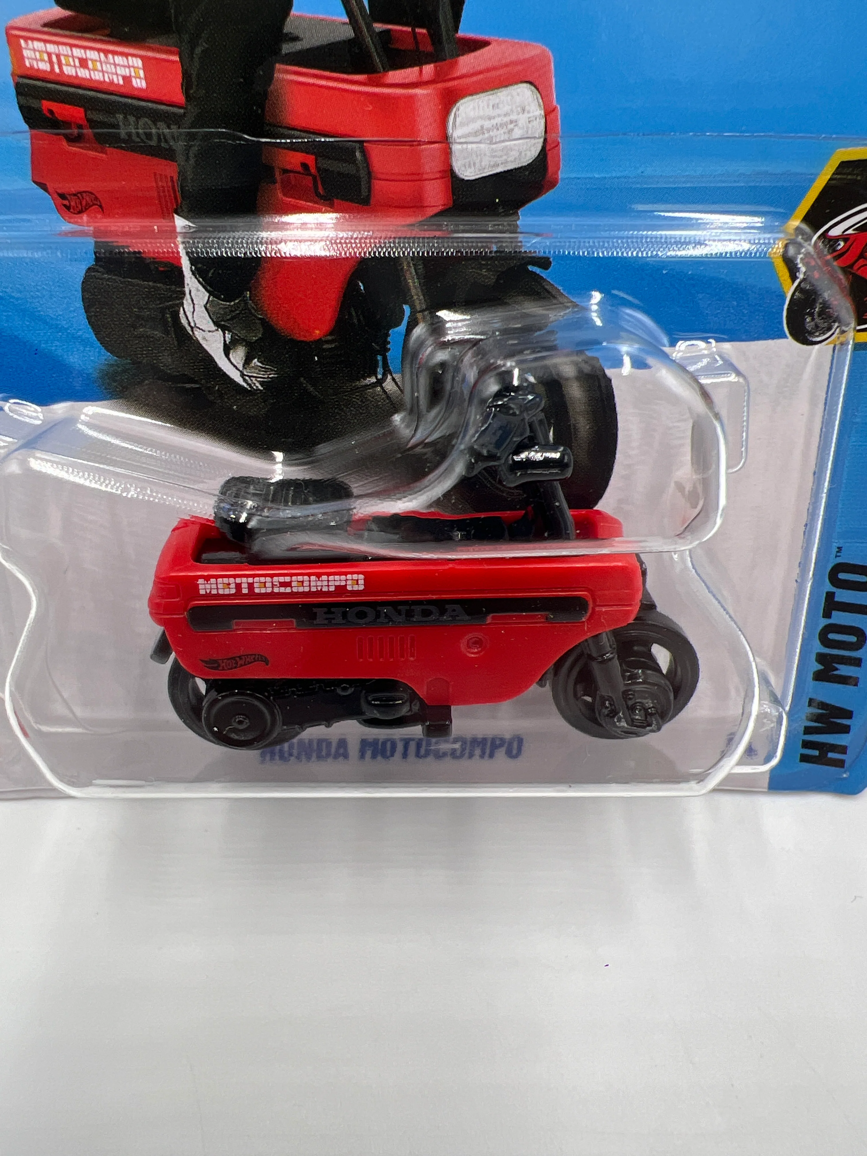 2025 Hot Wheels J Case HW Moto #181 Honda Motocompo Red 77H - Image 3