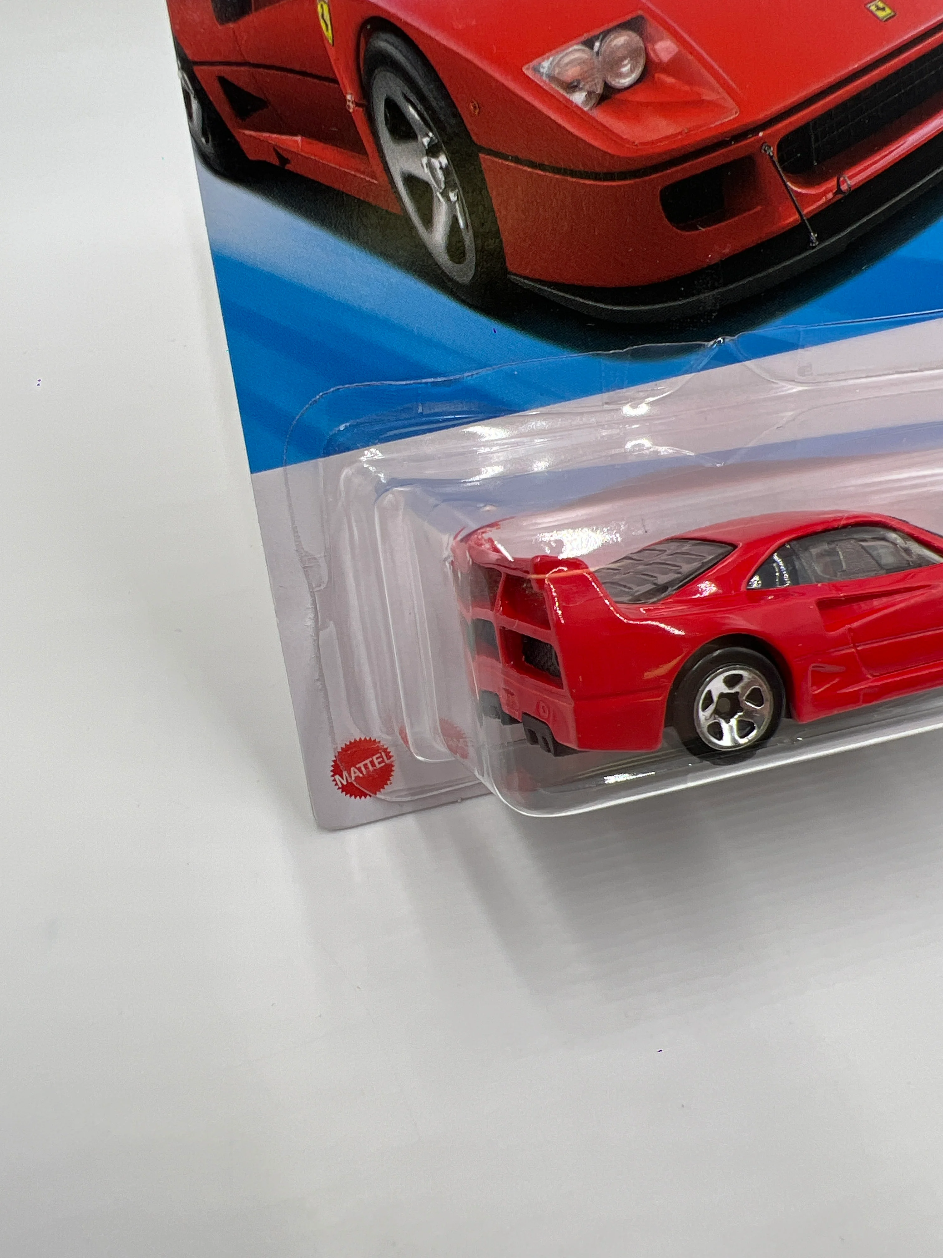 2025 Hot Wheels L Case Exotics #198 Ferrari F40 Competizione Red SR - Image 4