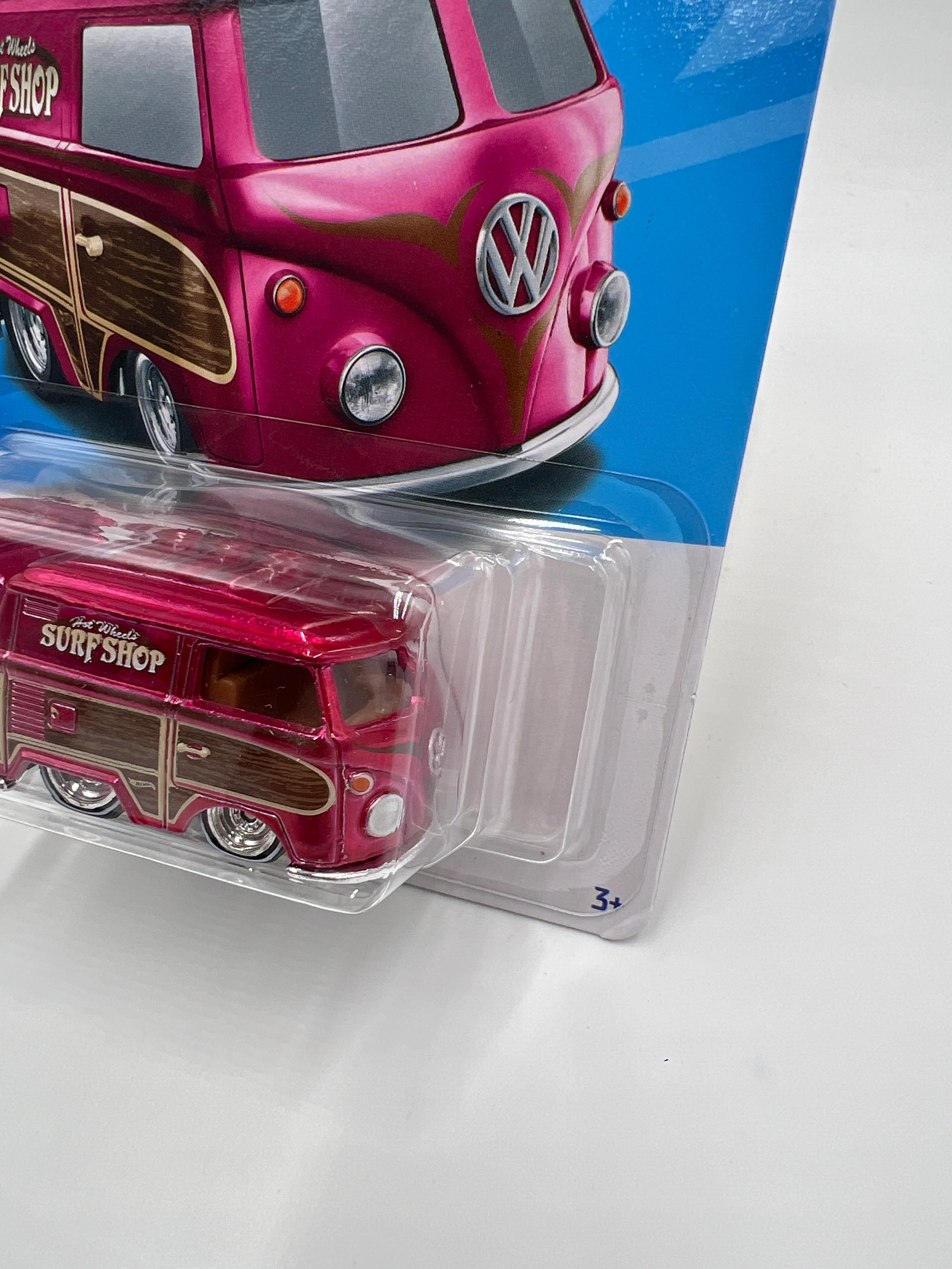 2024 Hot Wheels Legends Tour Kool Kombi Pink W/Protector - Image 3