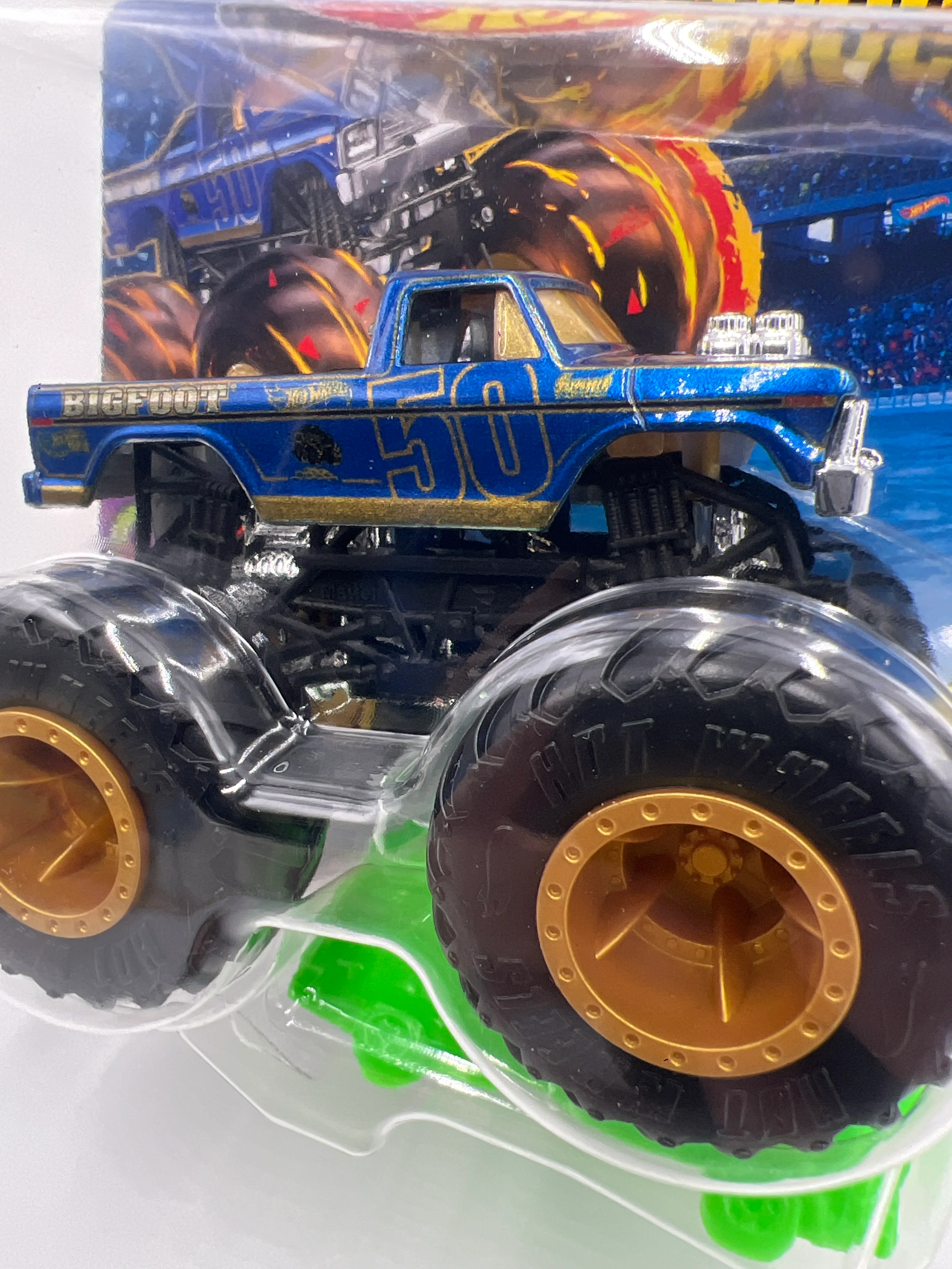 2025 Hot Wheels Monster Trucks Leading Legends #3 Bigfoot 127C - Image 3