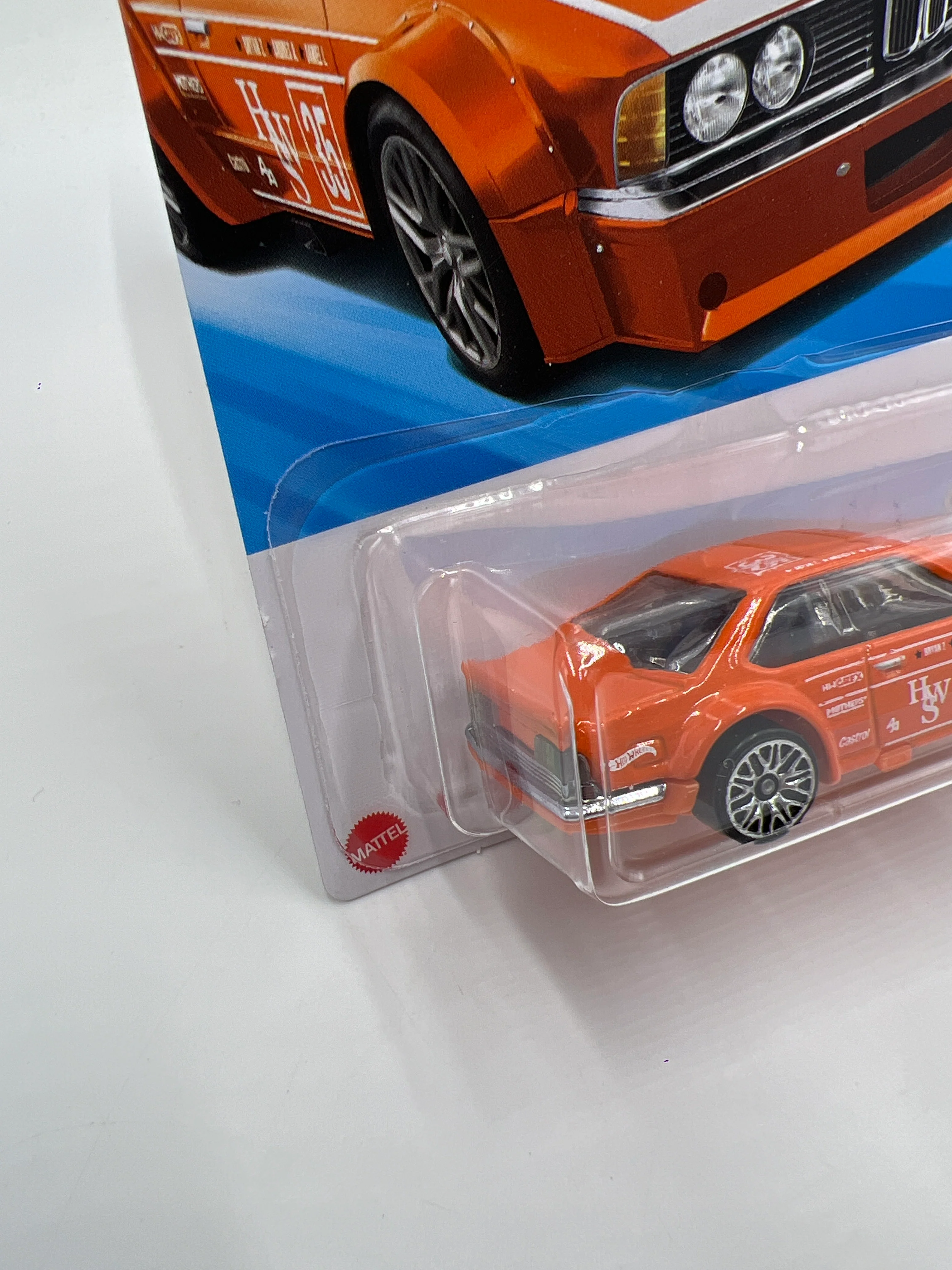 2025 Hot Wheels P Case Wild Widebody #185 BMW 635 CSi Orange 107D - Image 4