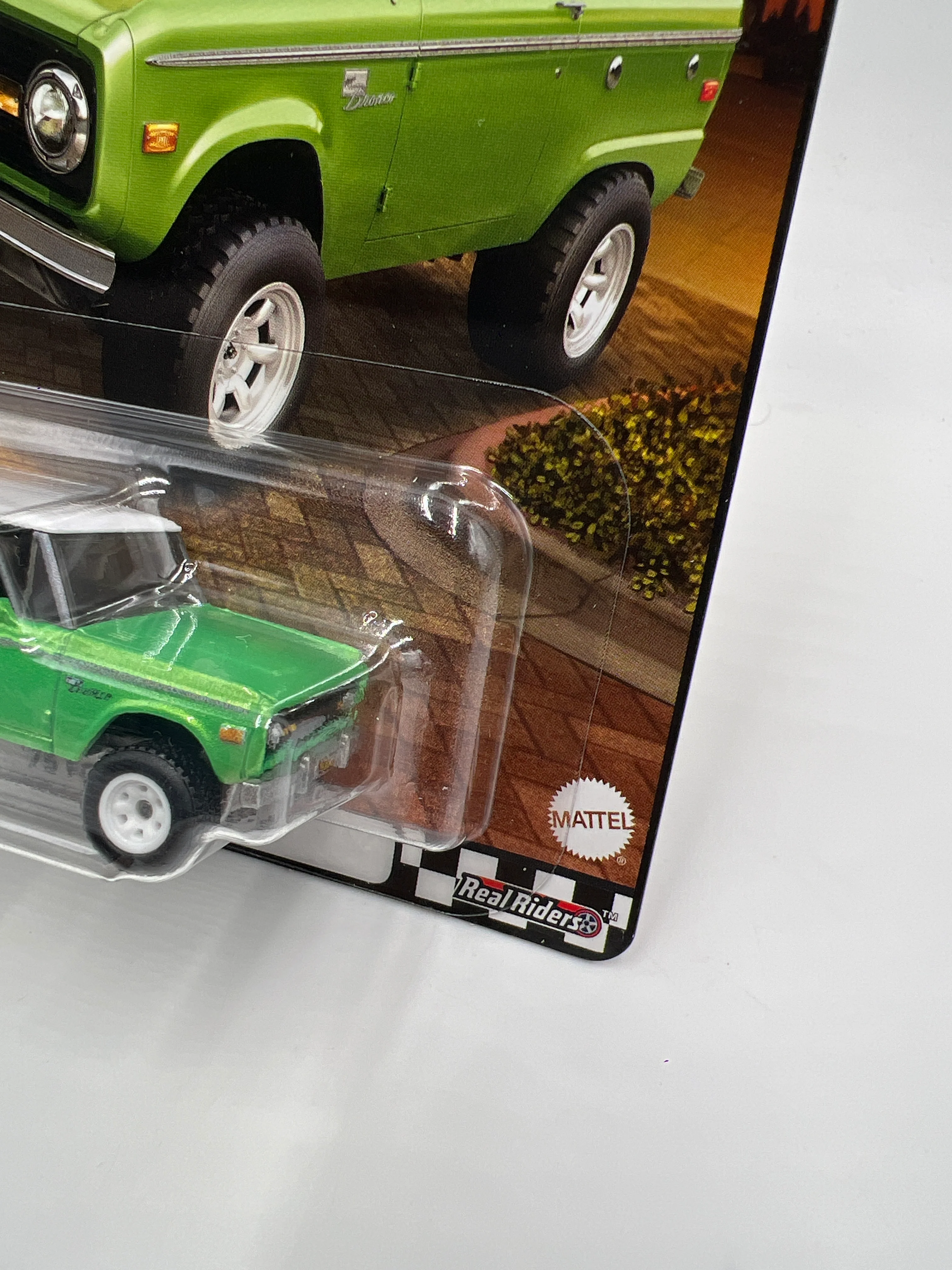 2025 Hot Wheels Premium Boulevard #138 75 Ford Bronco Green 260B - Image 3