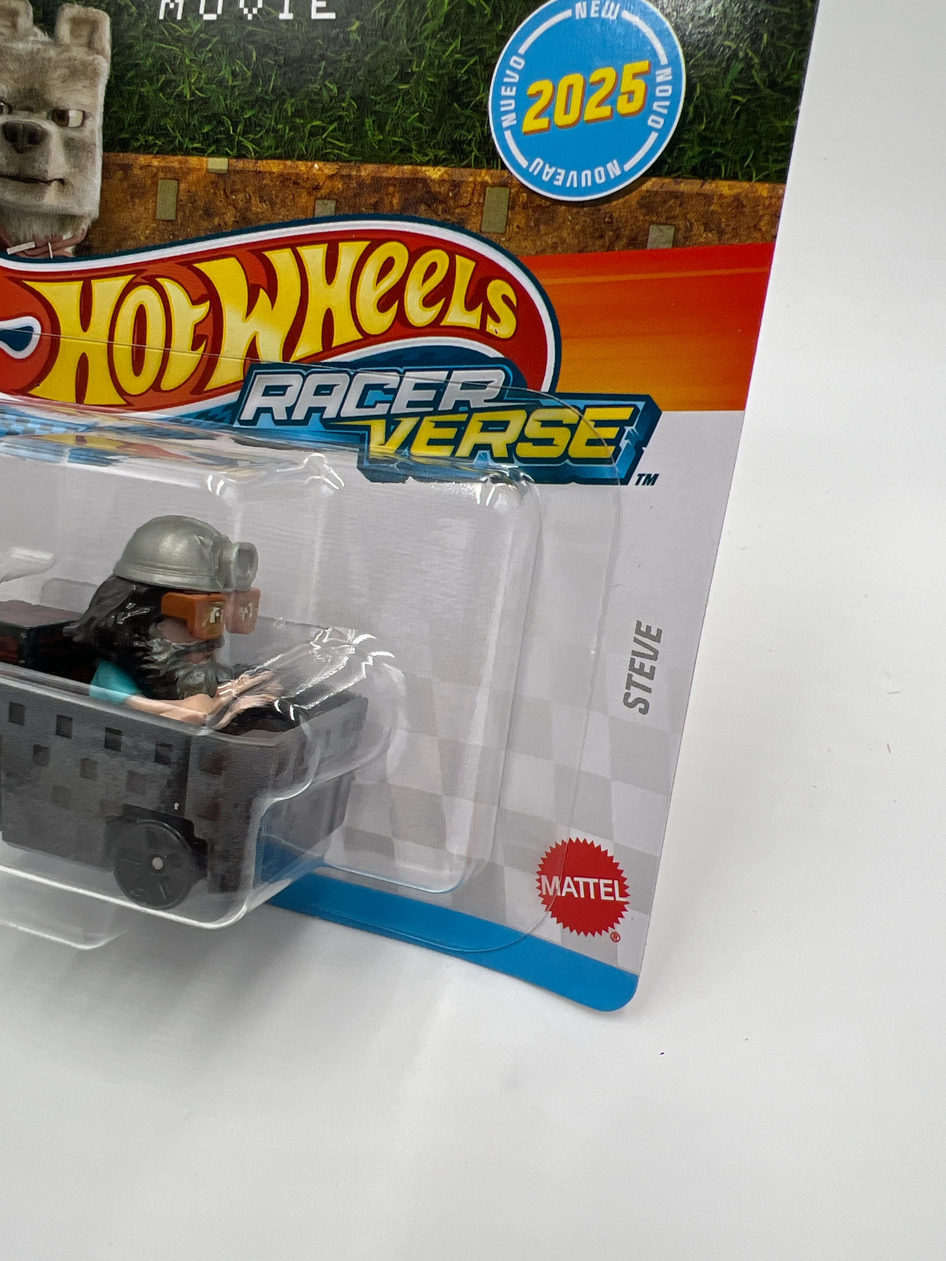 2025 Hot Wheels Racer Verse A Minecraft Movie Steve 111B - Image 3