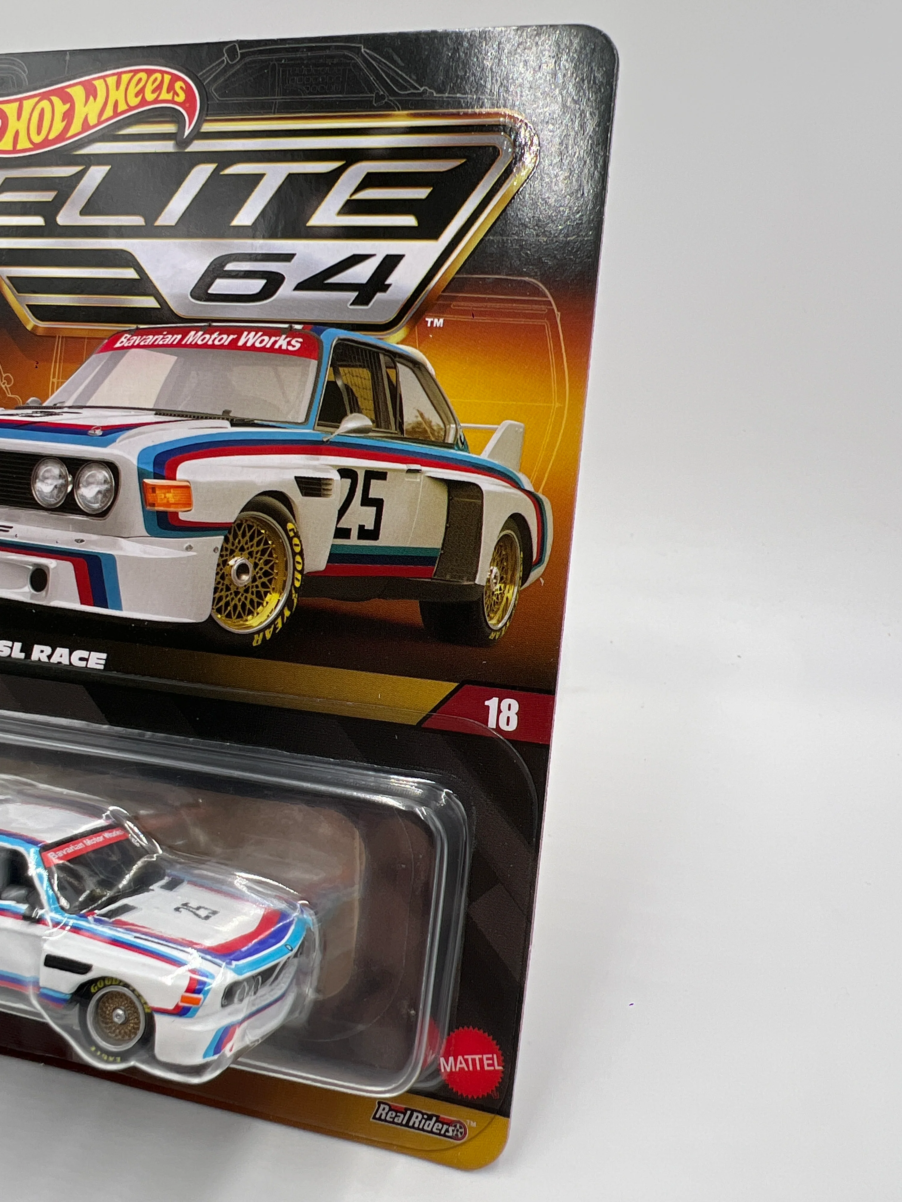 2025 Hot Wheels RLC Elite 64 #18 1975 BMW 3.0 CSL Race White W/Protector - Image 3