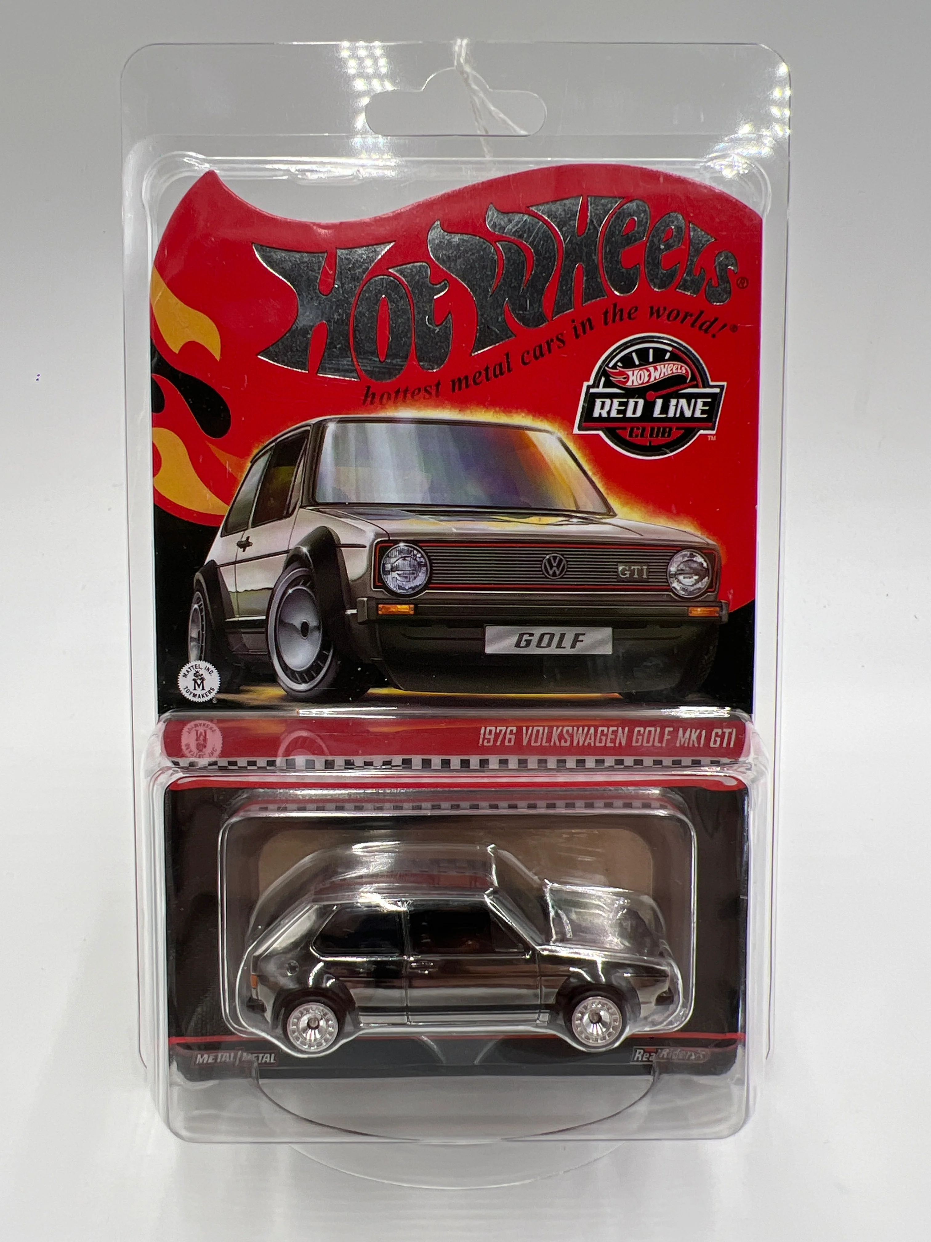 2025 Hot Wheels RLC Exclusive 1976 Volkswagen Golf MK1 GTI Chrome W/Protector - Image 7