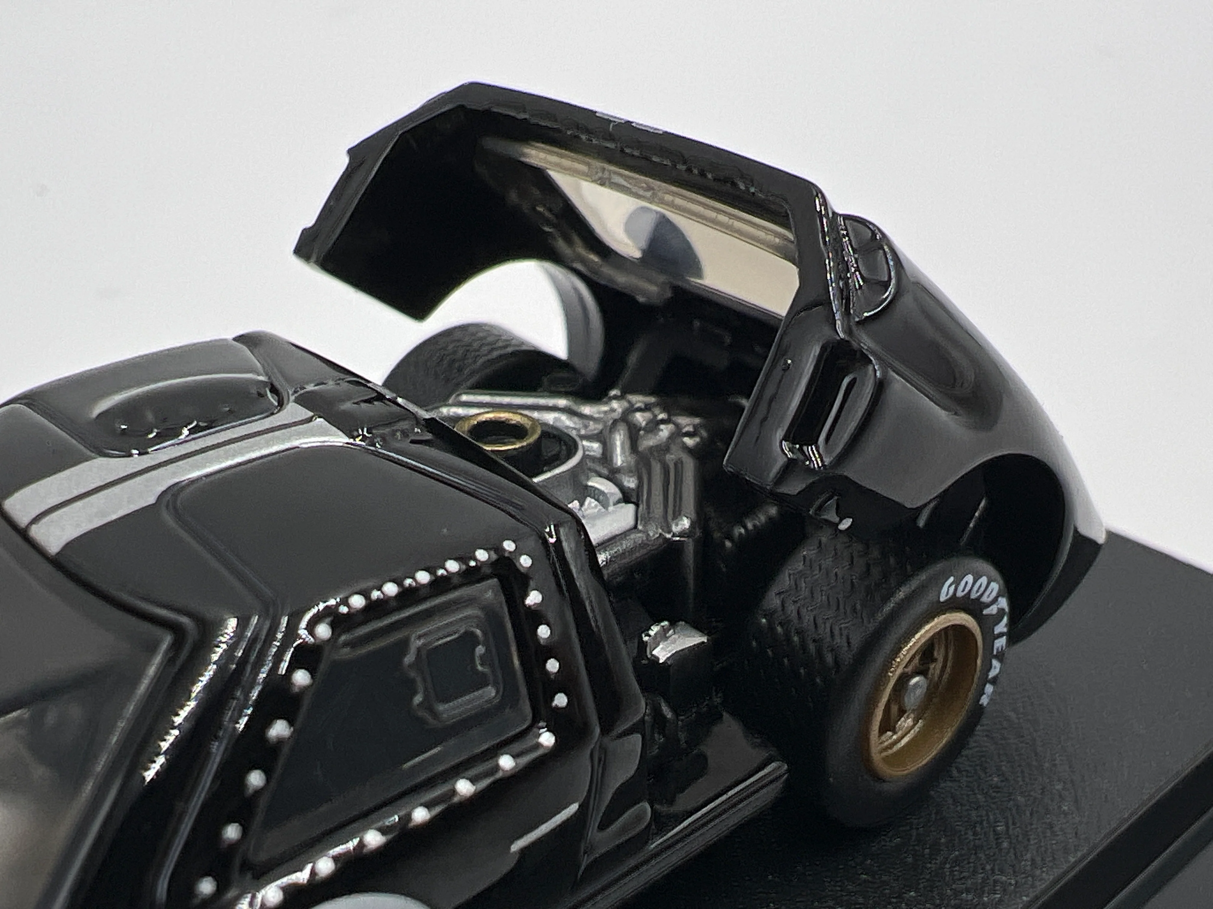 2025 Hot Wheels RLC Ford GT40 MKII Black - Image 4
