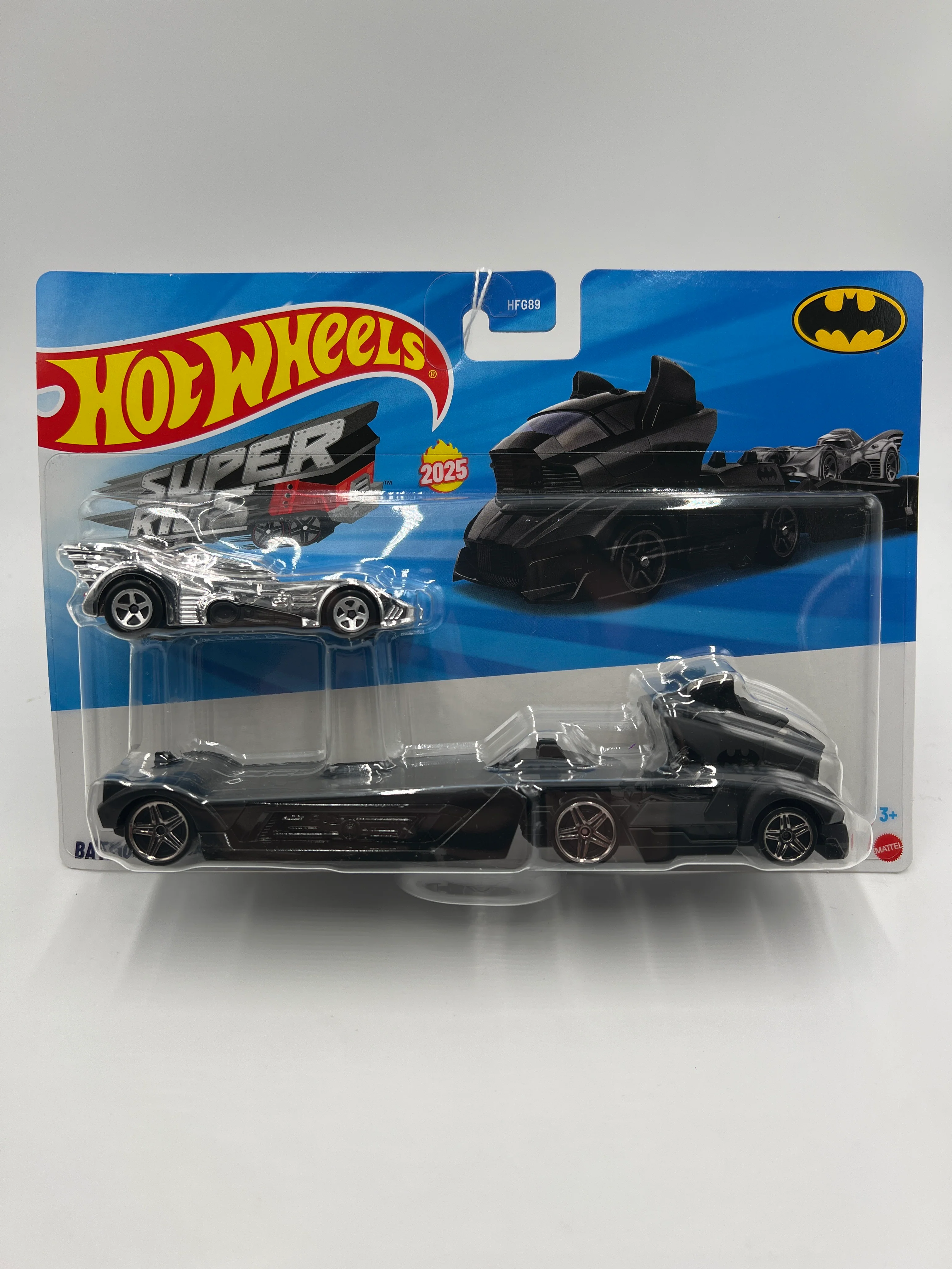 2025 Hot Wheels Super Rigs Batmobile Hauler Black SR - Image 2