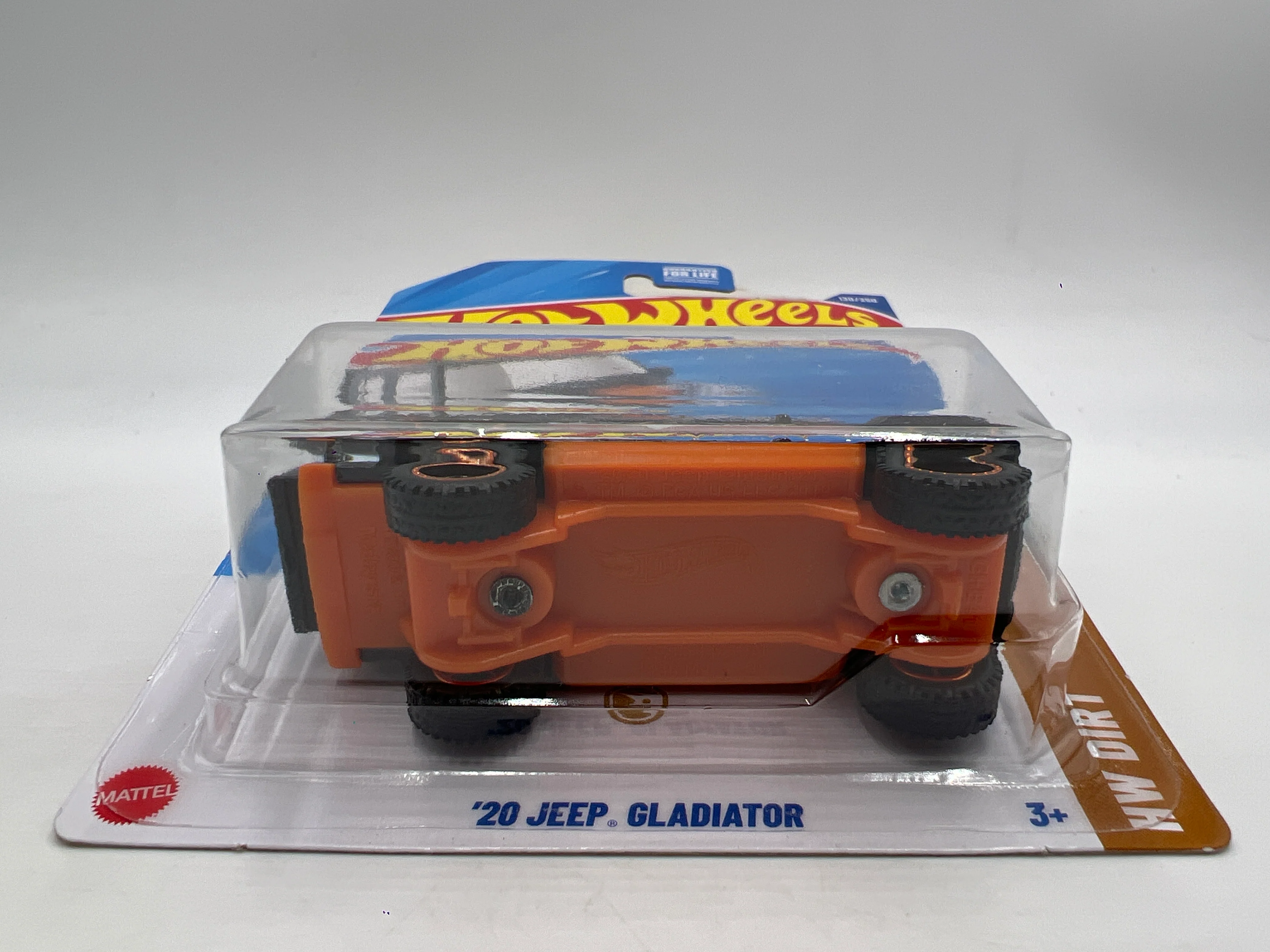 2025 Hot Wheels Super Treasure Hunt #130 20 Jeep Gladiator Nitto W/Protector - Image 5