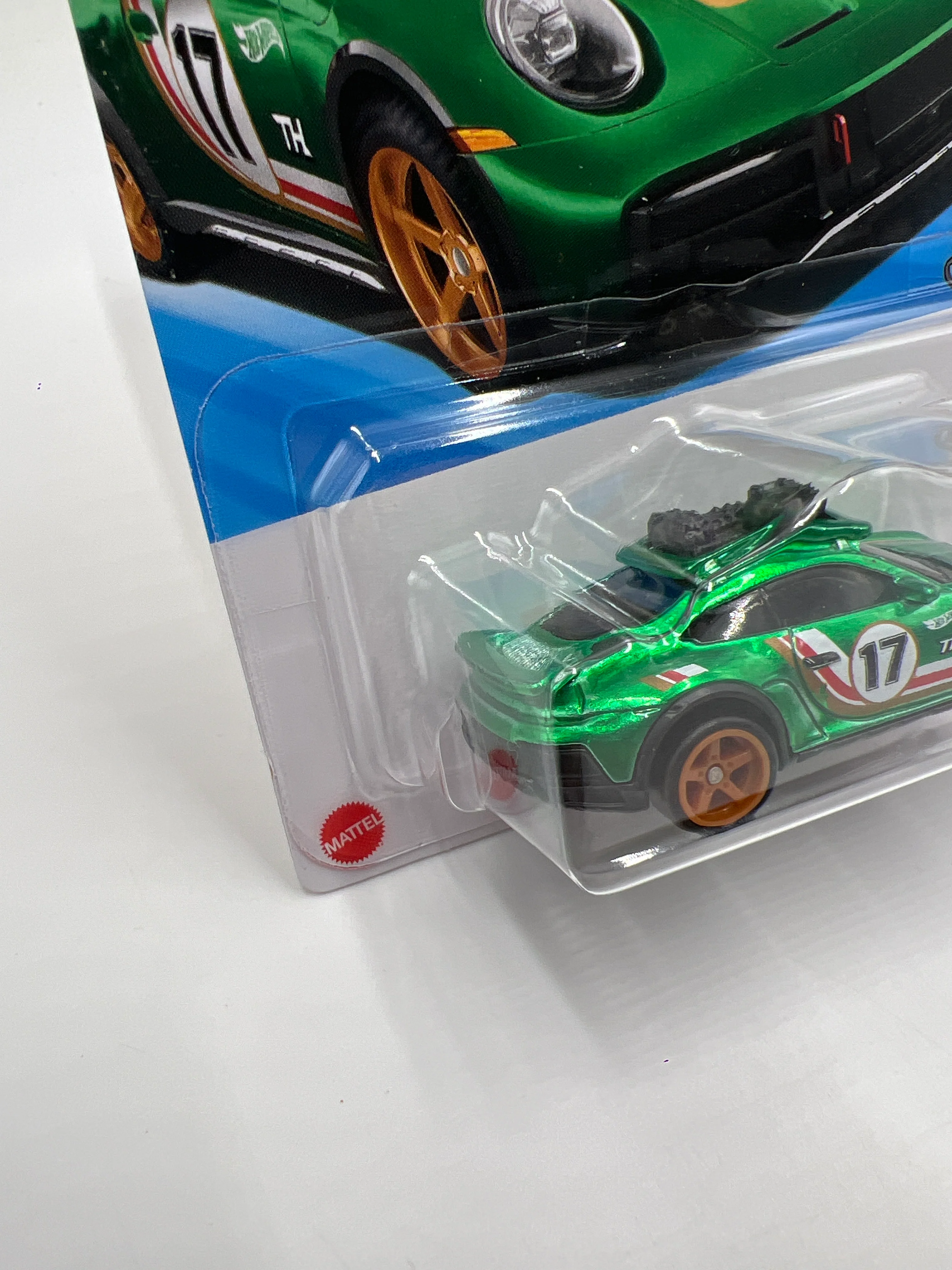 2025 Hot Wheels Super Treasure Hunt #154 Porsche 911 Rallye Green W/Protector - Image 4