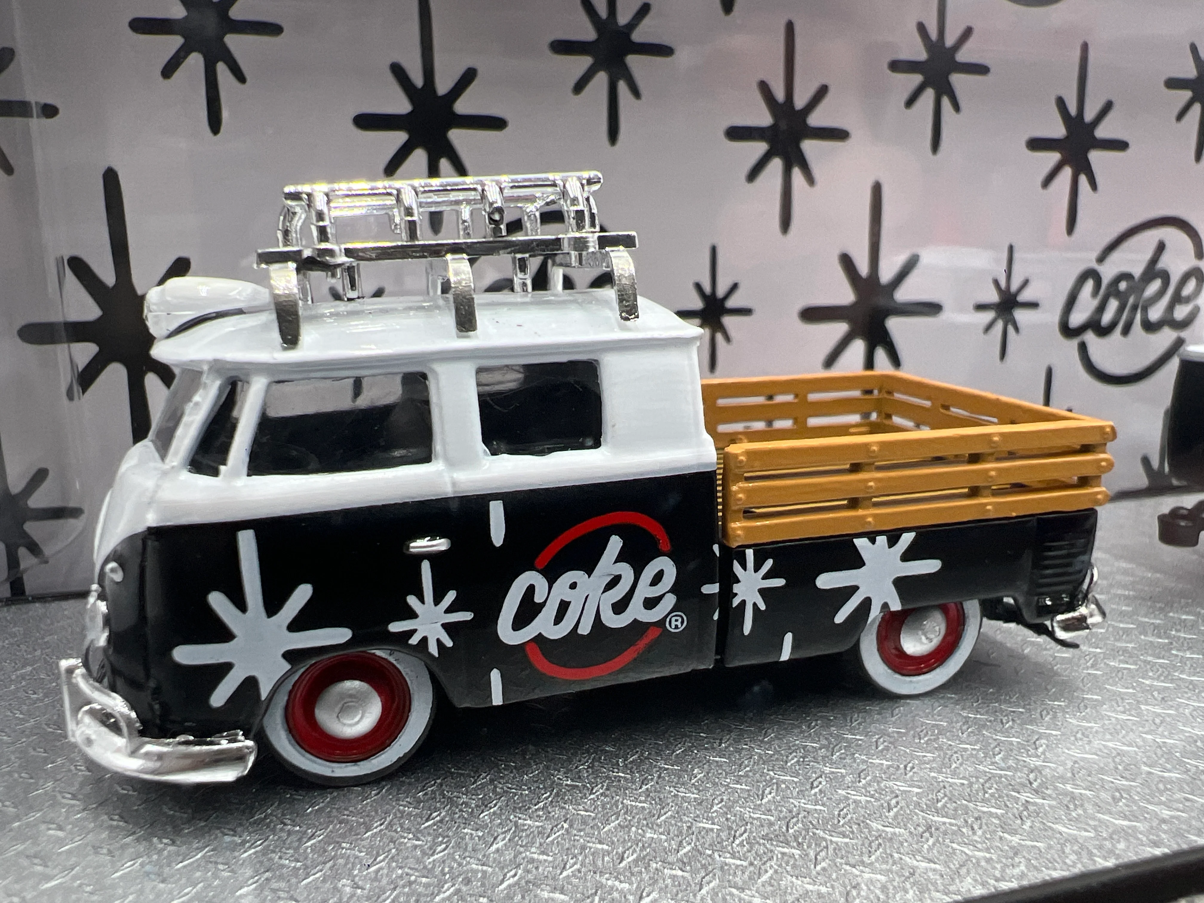 2025 M2 Machines Auto Haulers Coca Cola 1960 VW Double Cab Truck & 1953 VW Beetle Deluxe U.S.A. Model TW36 - Image 3