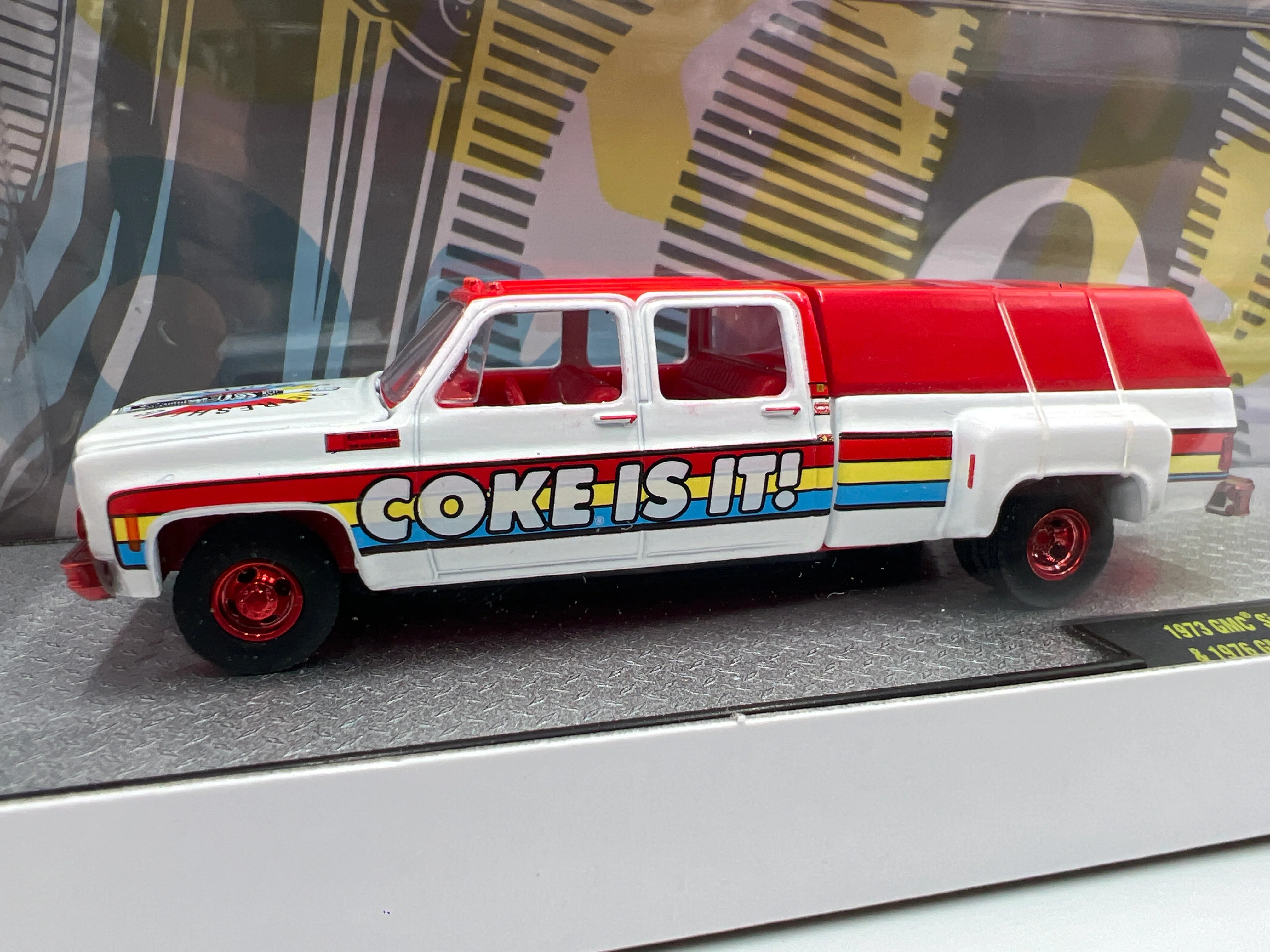 2025 M2 Machines Auto Haulers CHASE Coca Cola 1973 GMC Sierra 3500 & 1976 GMC Sierra Grande TW37 - Image 3