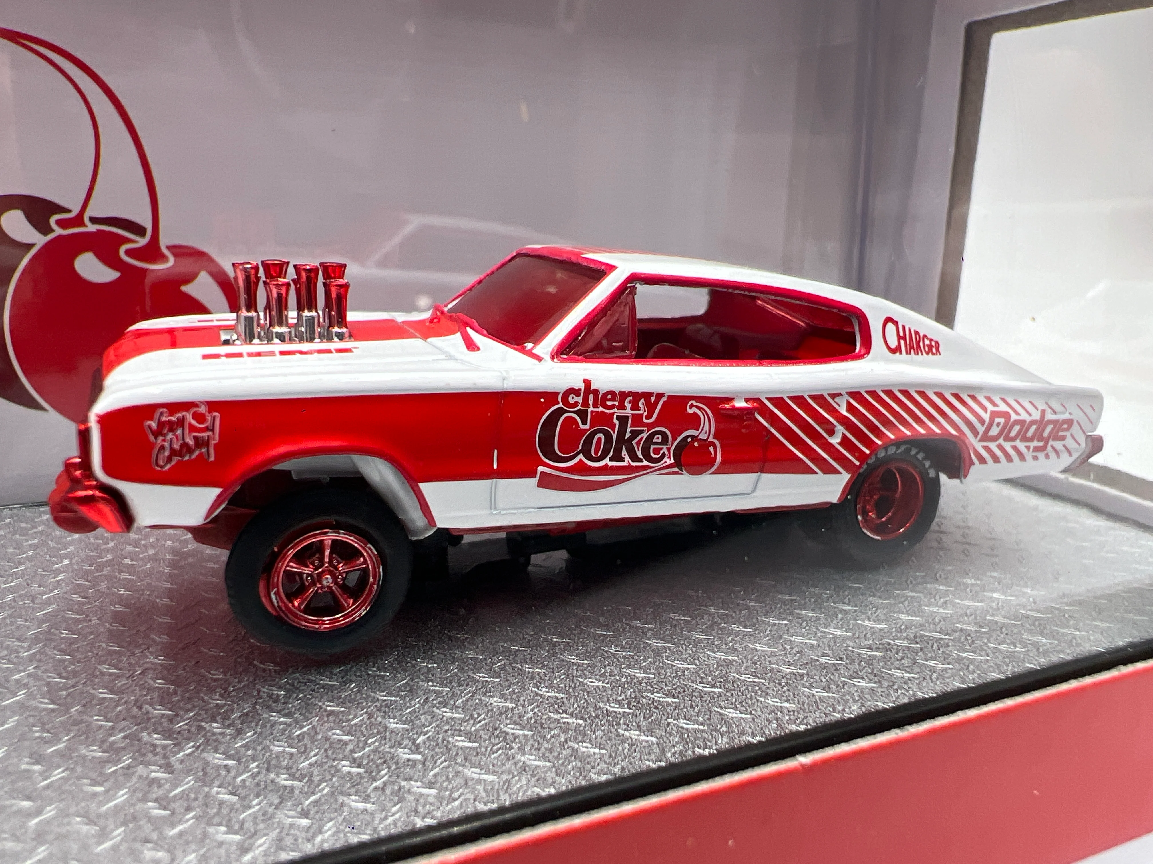 2025 M2 Machines Auto Haulers Coca Cola CHASE 1966 Dodge L600 COE & 1966 Dodge Charger Gasser TW36 - Image 4