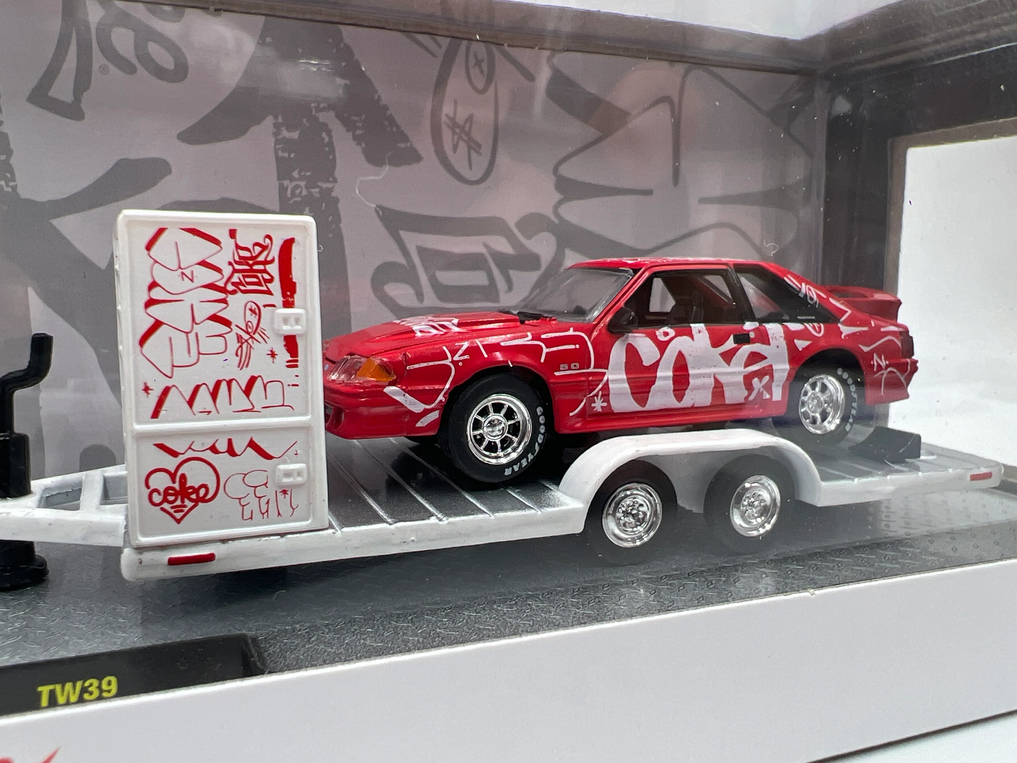 2025 M2 Machines Auto Haulers Coca Cola 1969 Ford F-100 Ranger 4x4 & 1990 Ford Mustang GT TW39 - Image 3