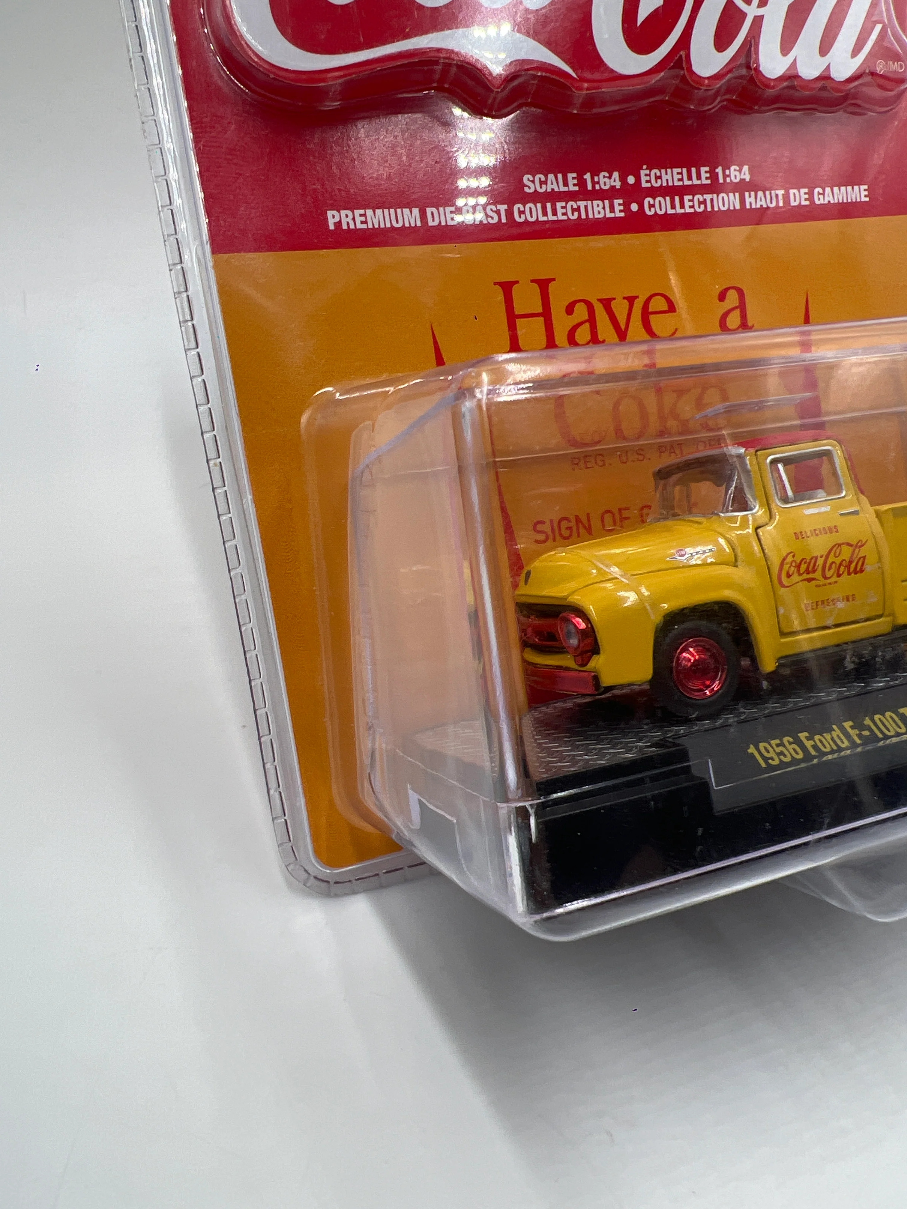 M2 Machines Coca Cola CHASE 1956 Ford F-100 Truck Yellow YR02 - Image 4