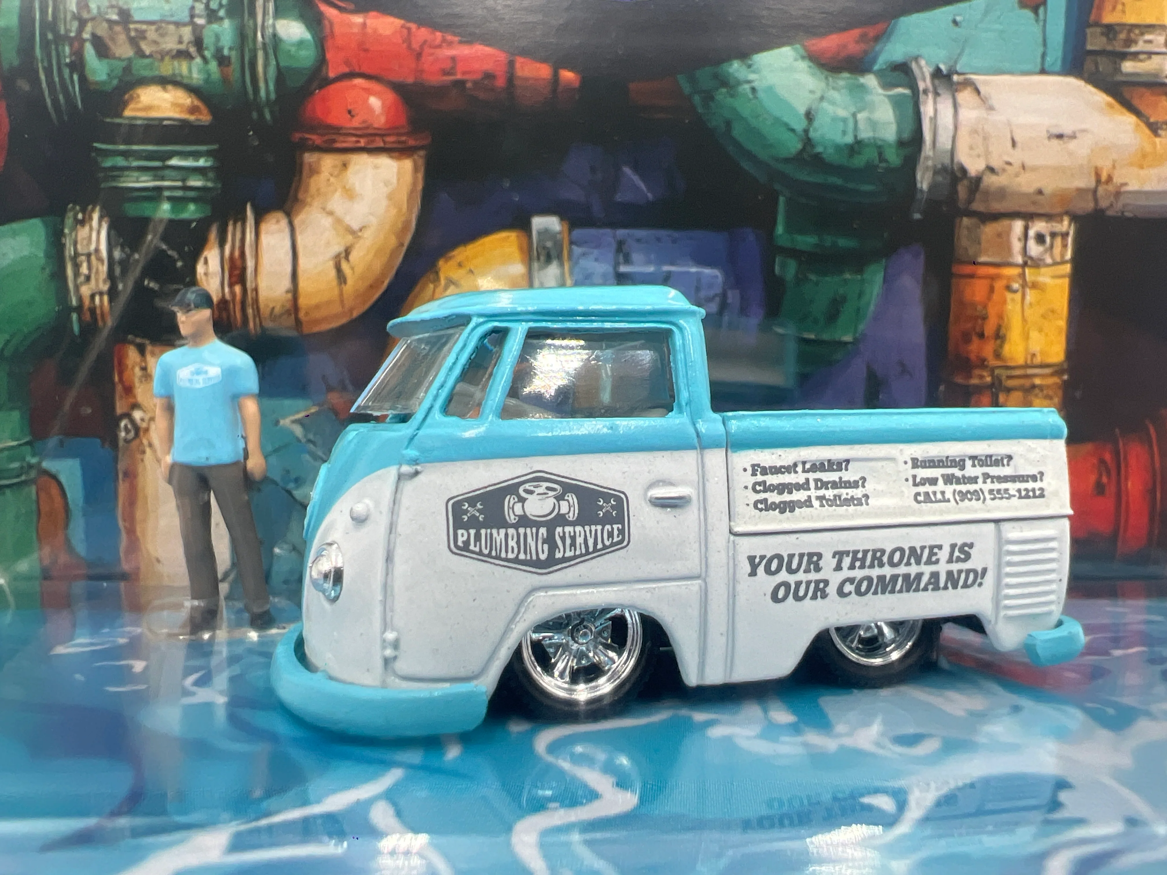 2025 M2 Machines Diorama Plumbing Service 1960 VW Single Cab Truck R15 196C - Image 2