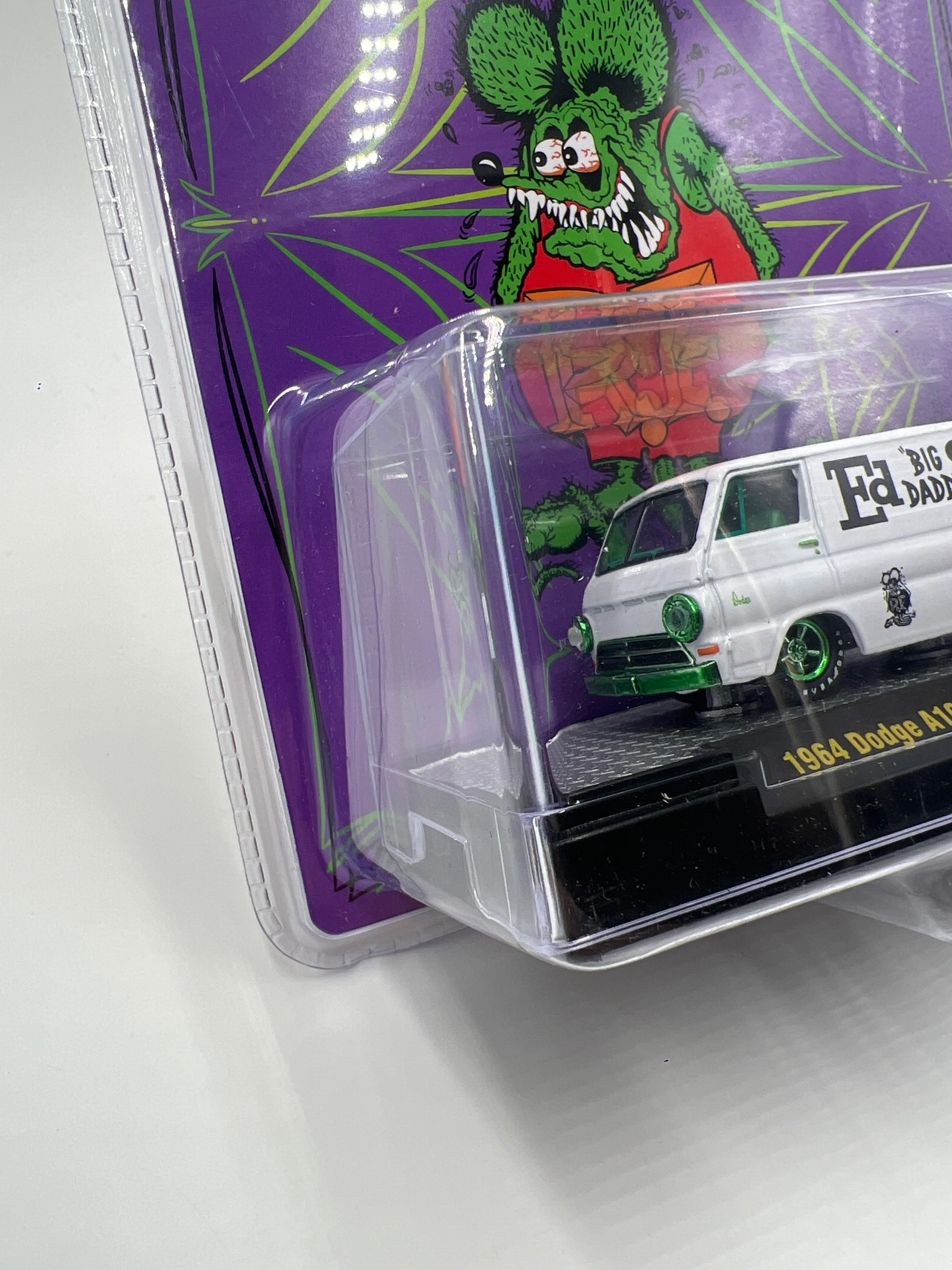 2025 M2 Machines Mijo Exclusives CHASE 1/450 Big Daddy Ed Roth 1964 Dodge A100 Panel Van White MJS85 - Image 4
