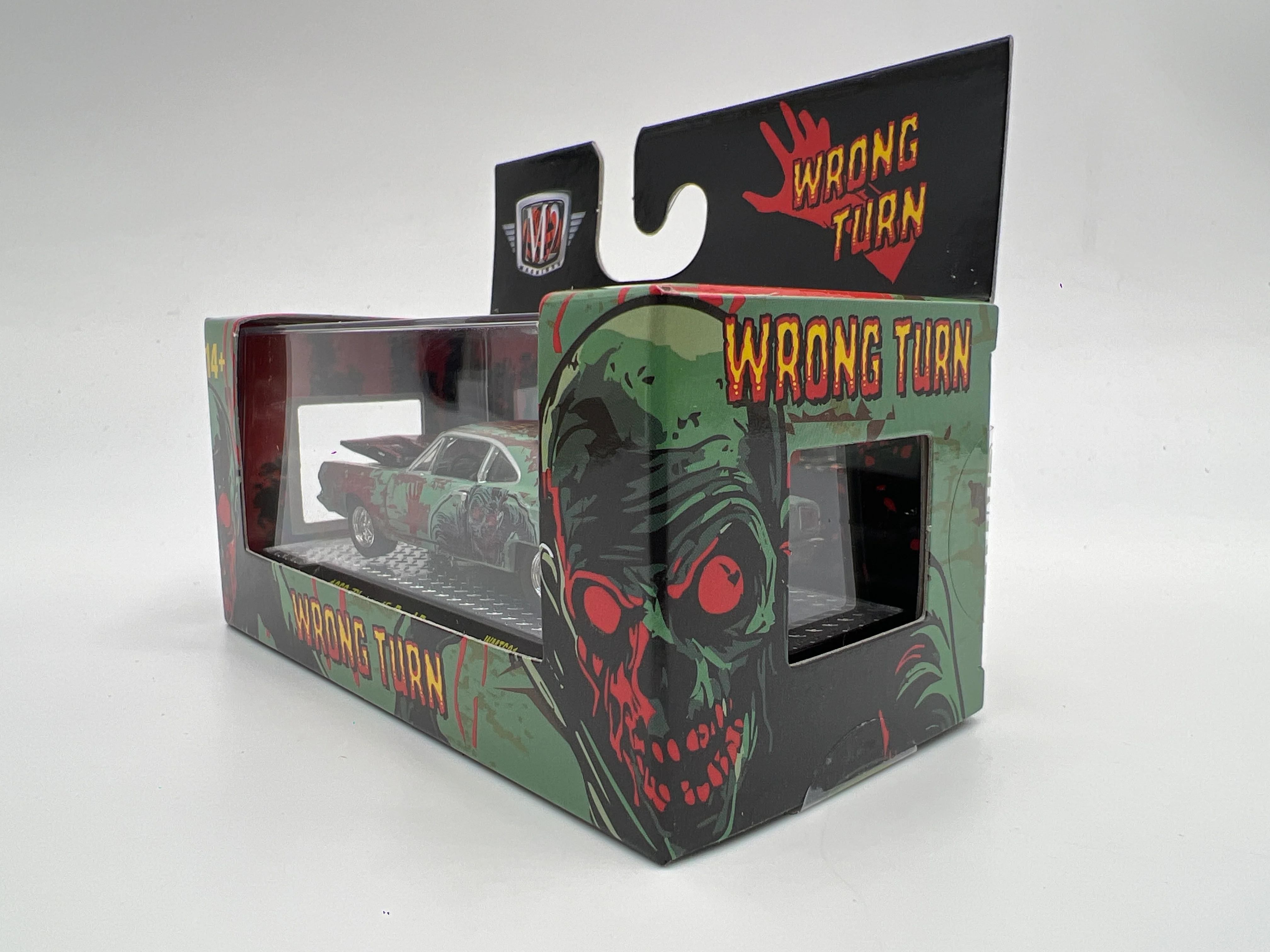 2025 M2 Machines Walmart Exclusive Halloween Wrong Turn 1969 Plymouth Road Runner WMTS21 - Image 4