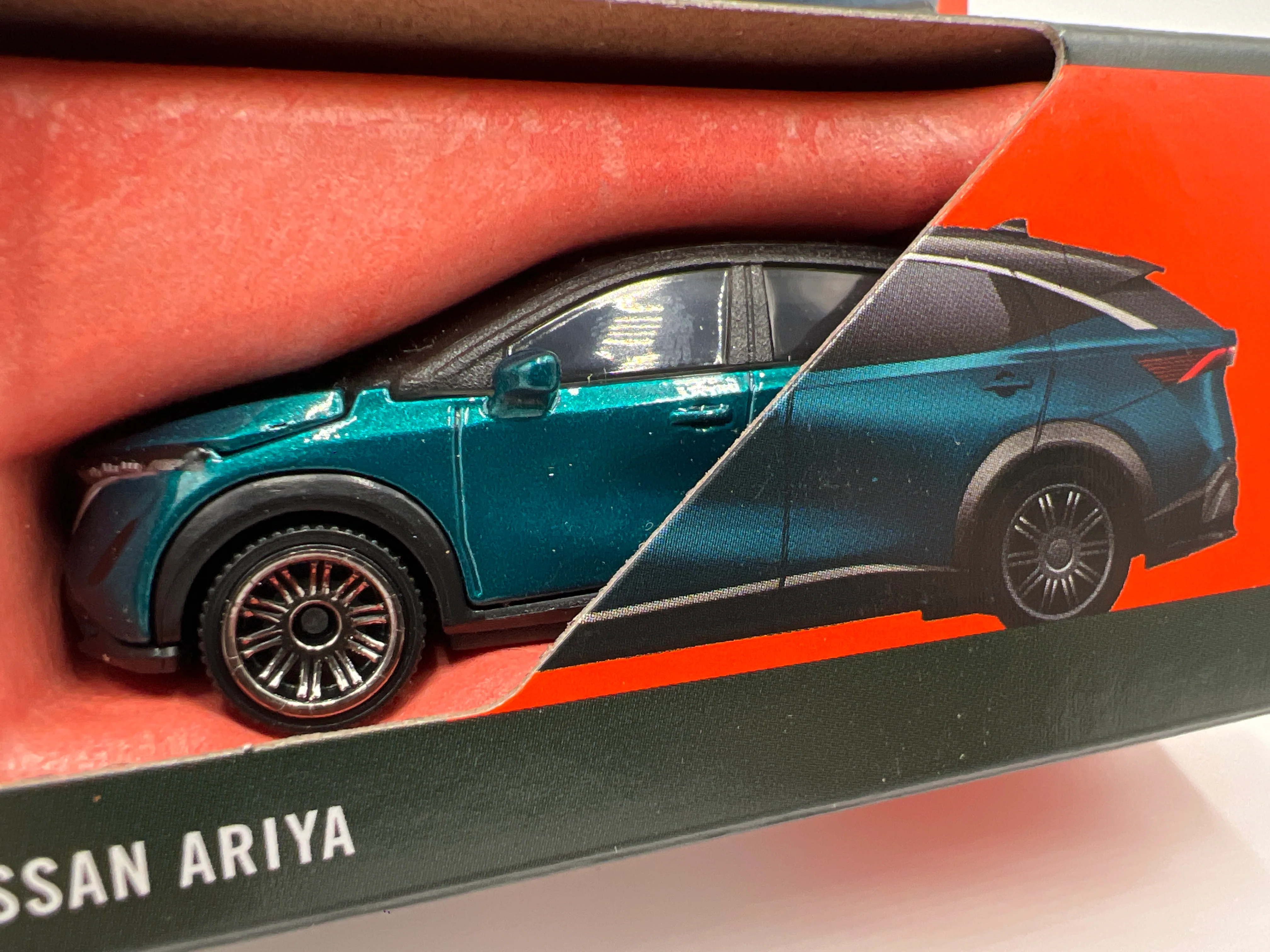 2025 Matchbox Moving Parts #3 2023 Nissan Ariya Blue 169N - Image 3