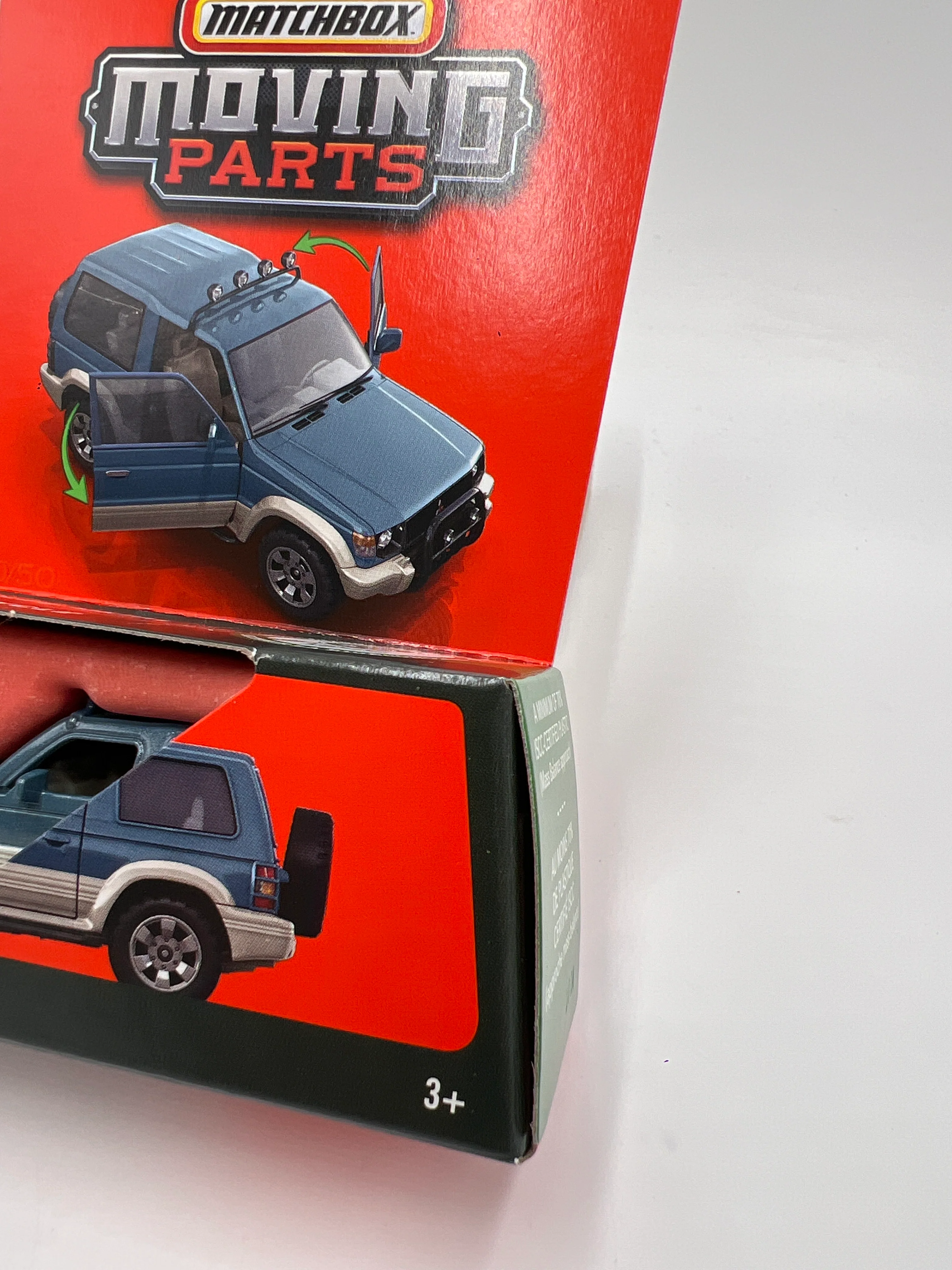 2025 Matchbox Moving Parts #40 1991 Mitsubishi Pajero Blue 169M - Image 4