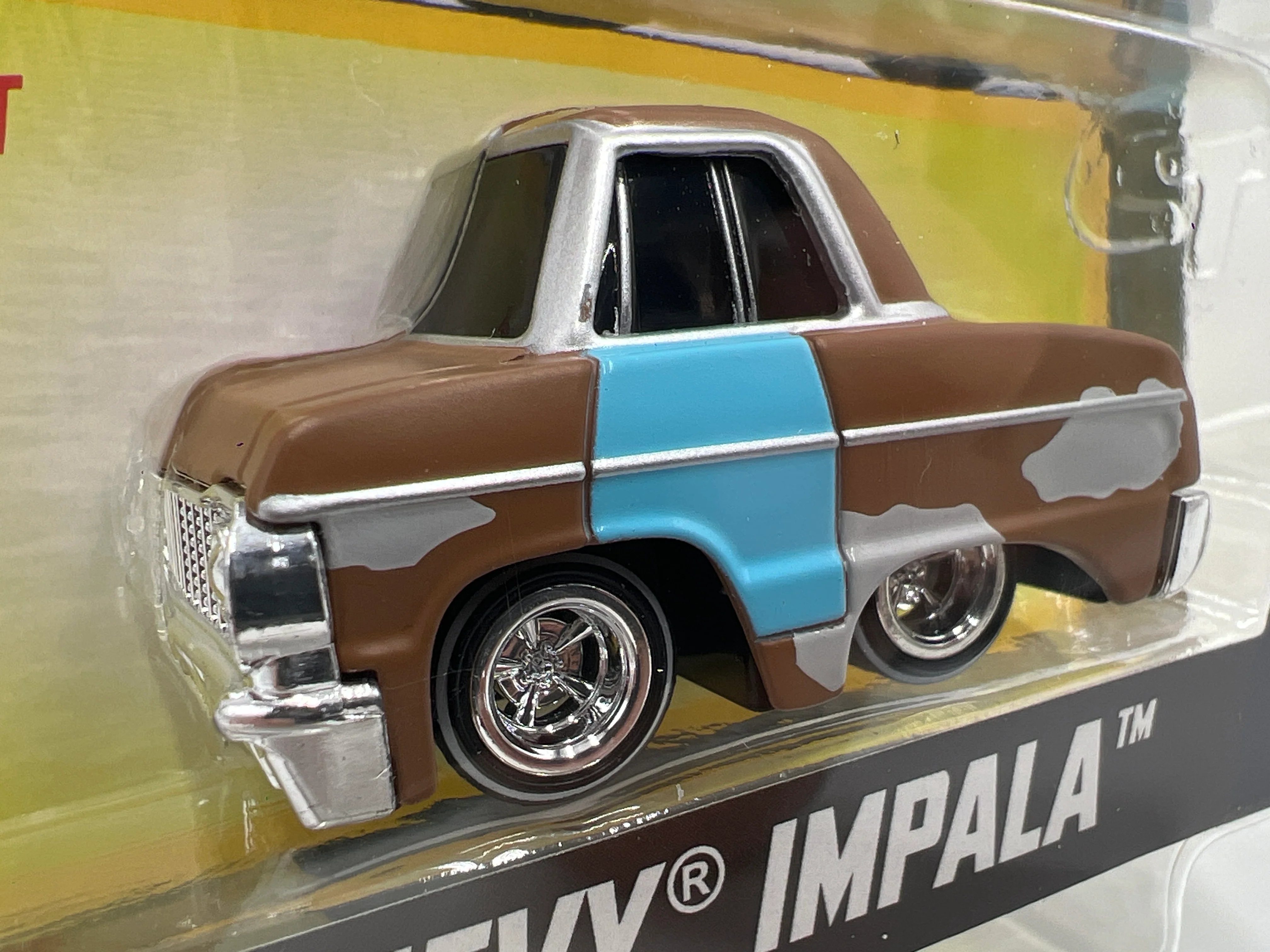 2025 MGA Car Tuned Series 8 #4 64 Chevy Impala cheech Chong 183D - Image 2