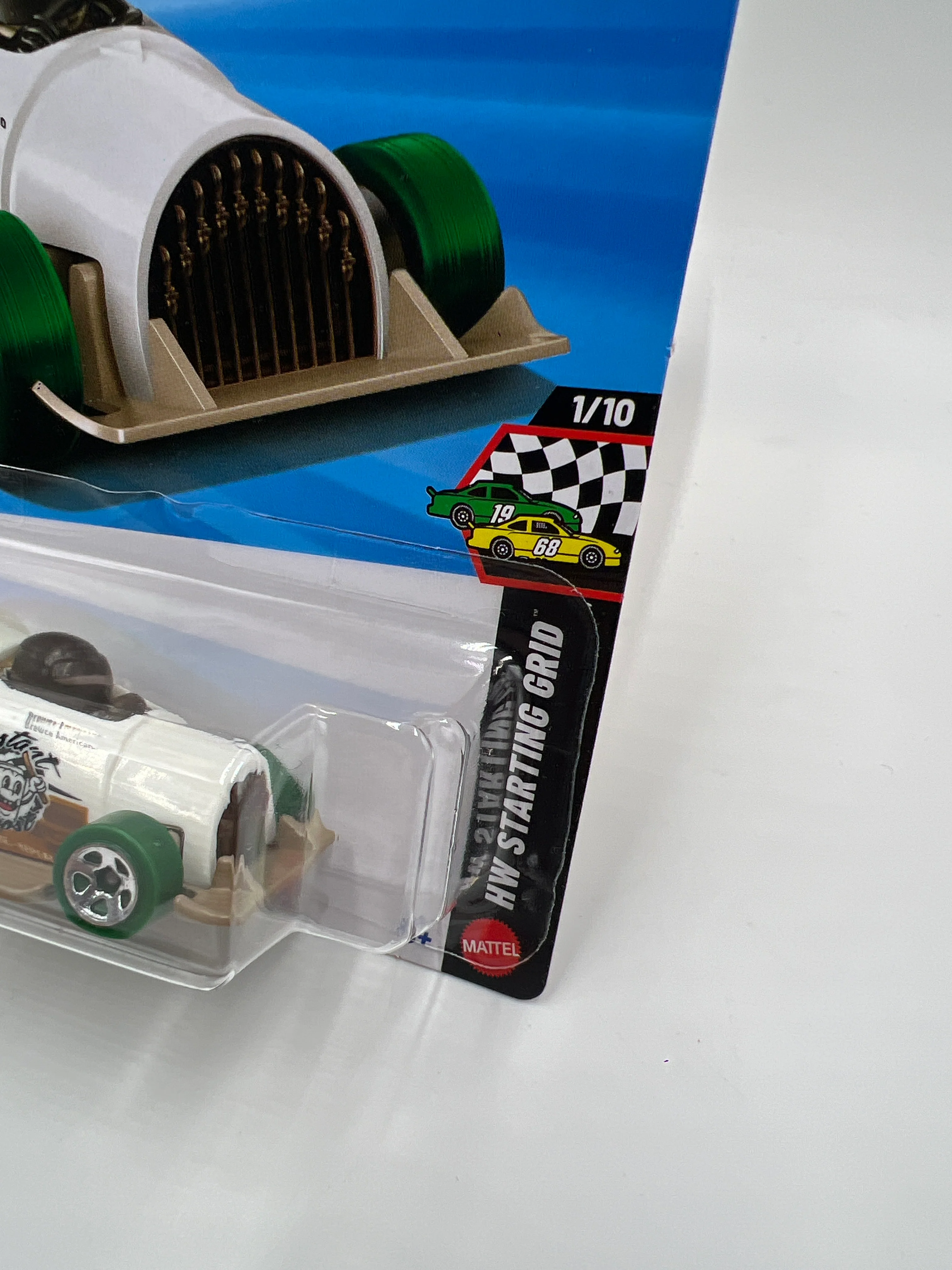 2026 Hot Wheels A Case Starting Grid #22 Instant Boost White 116i - Image 3