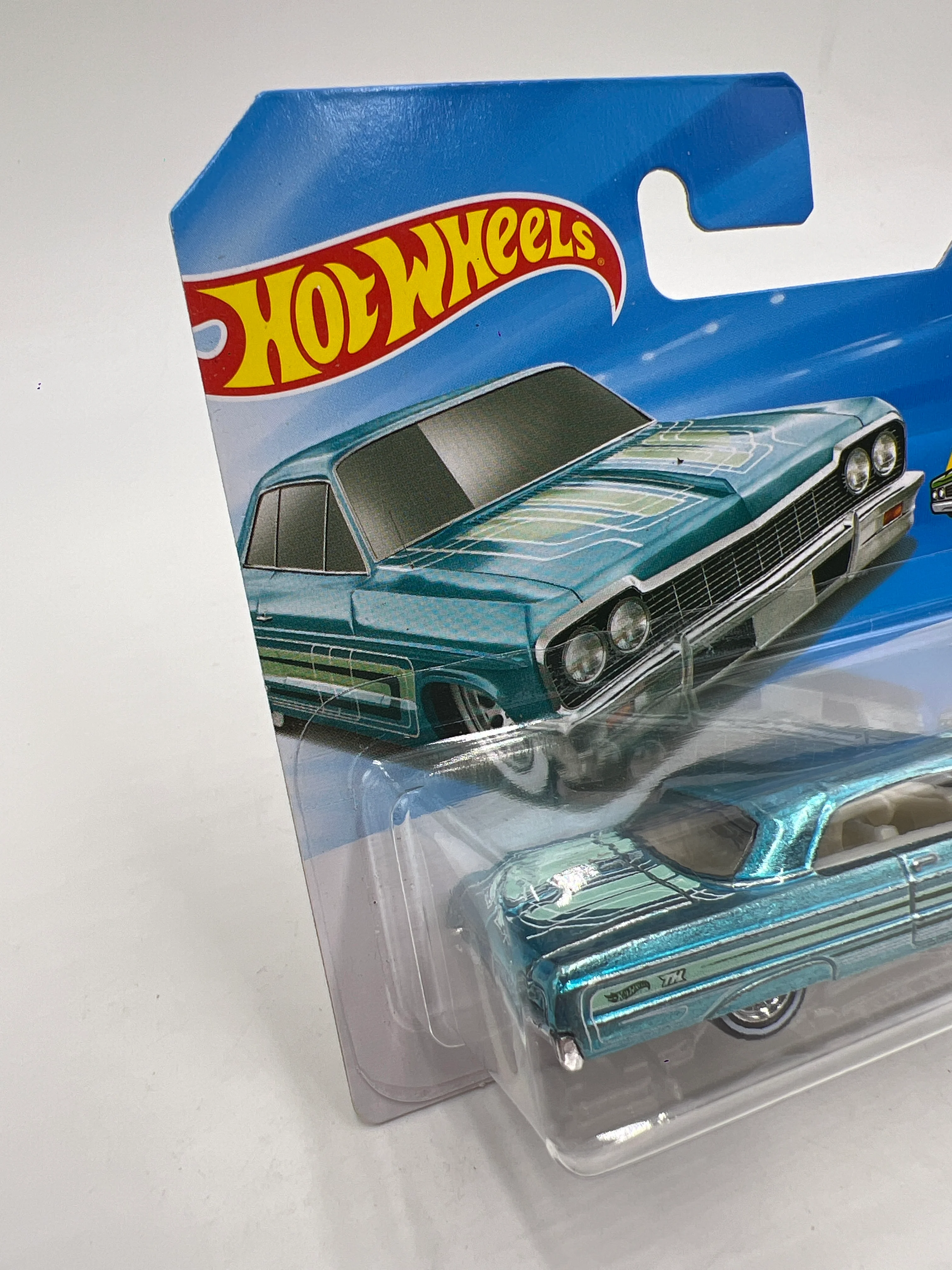 2026 Hot Wheels Short Card Super Treasure Hunt #95 64 Impala Light Blue W/Protector - Image 4