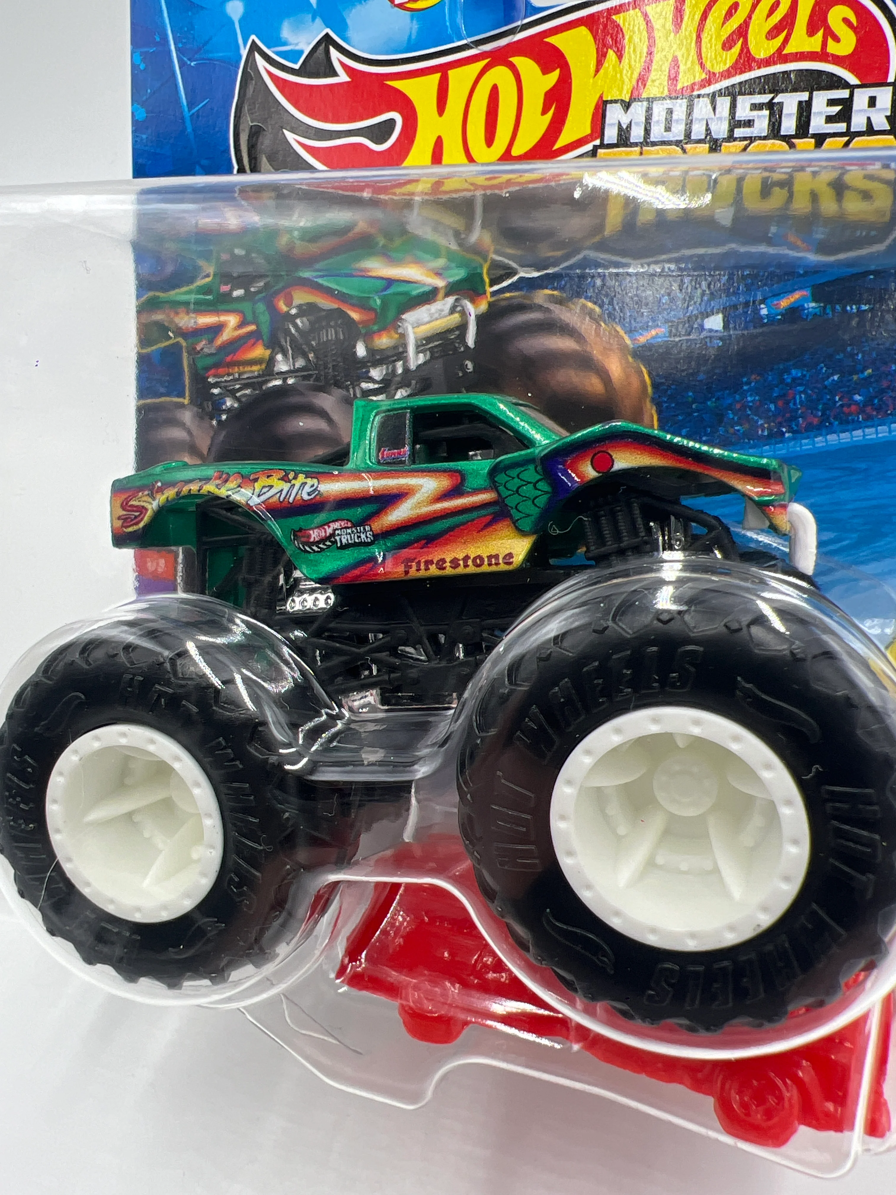 2026 Hot Wheels Monster Trucks Leading Legends #1 Snake Bite 125A - Image 2