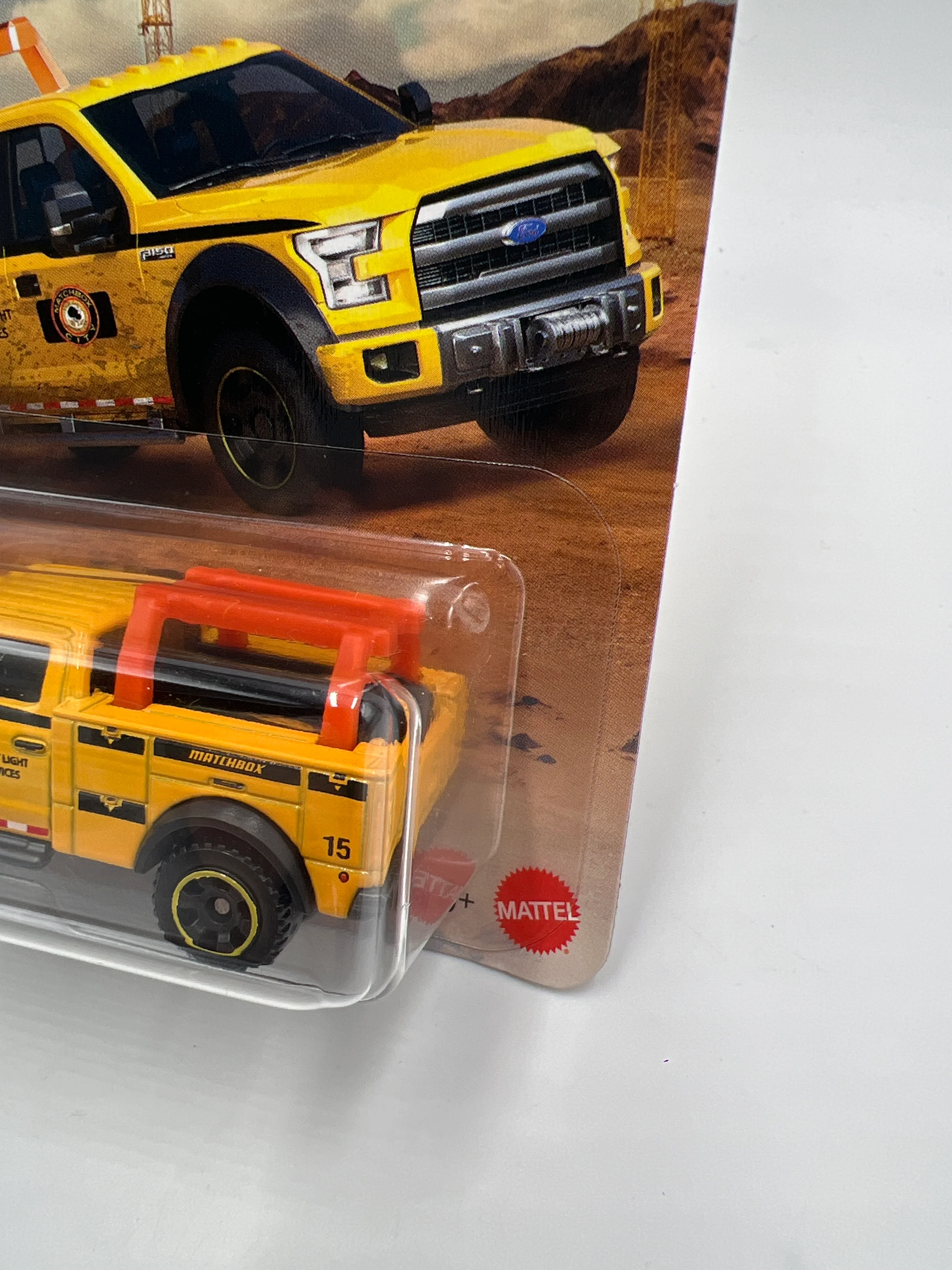2026 Matchbox #18 2015 Ford F150 Contractor Truck Yellow 213C - Image 3