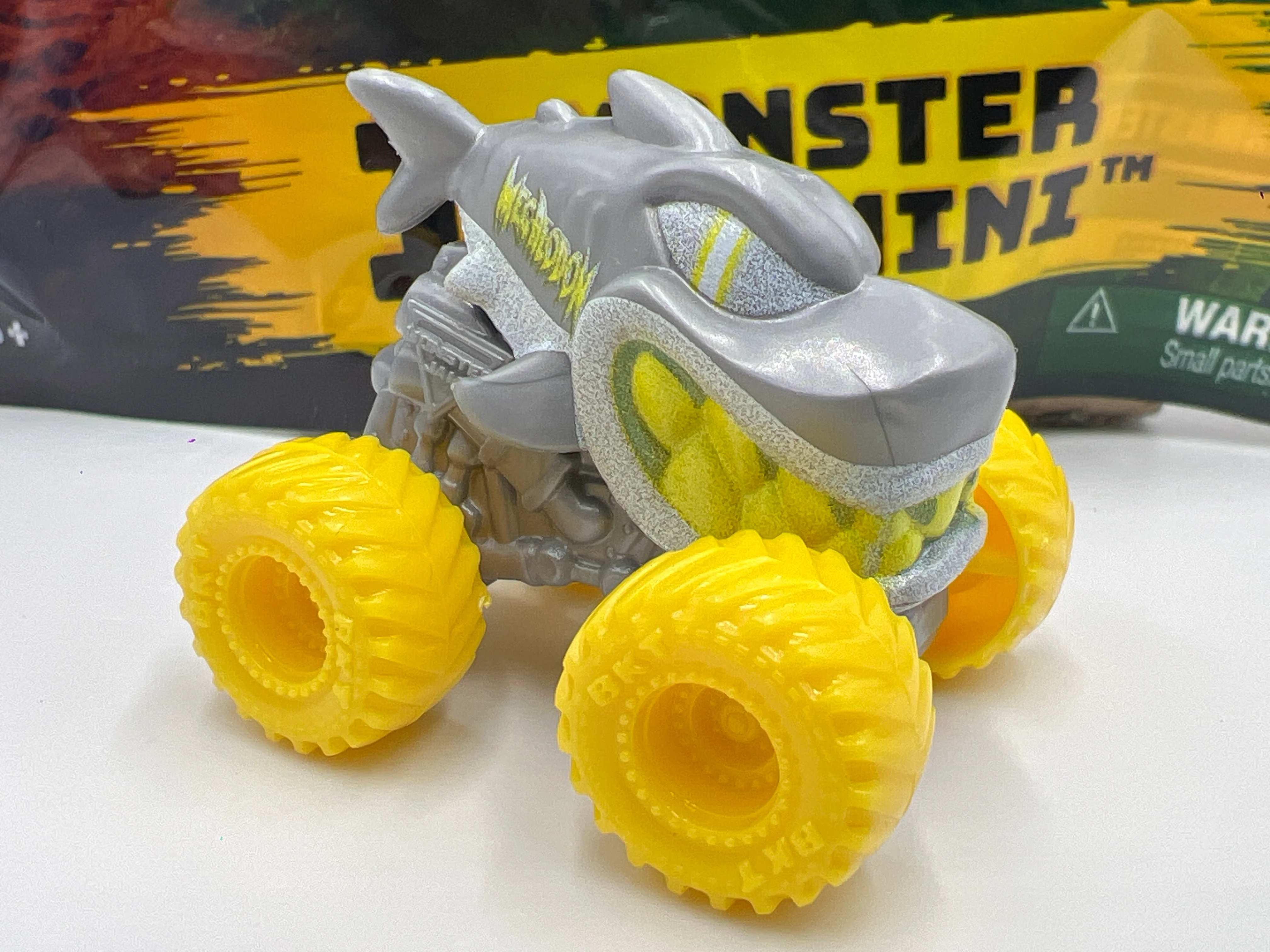 2026 Monster Jam Mini Series 20 CHASE #542 Megalodon
