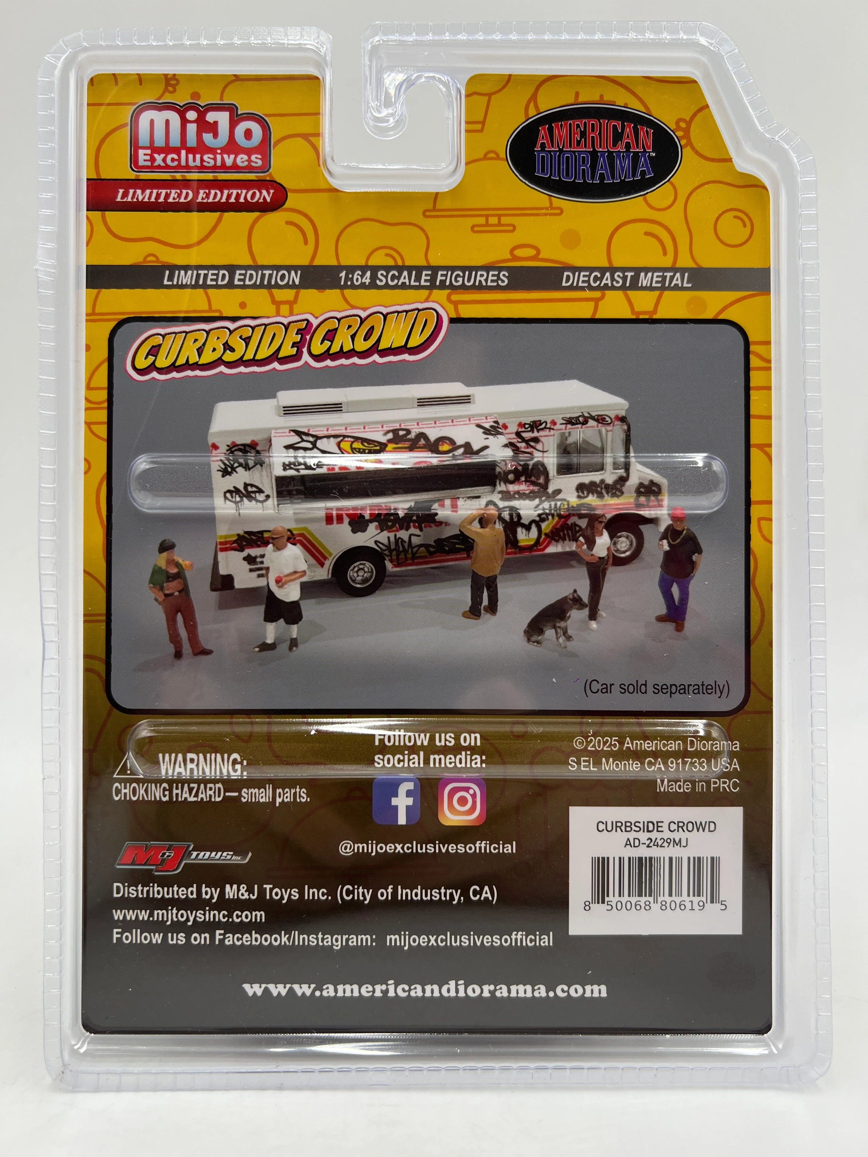 American Diorama MiJo Exclusives 1:64 Curbside Crowd 176E - Image 2