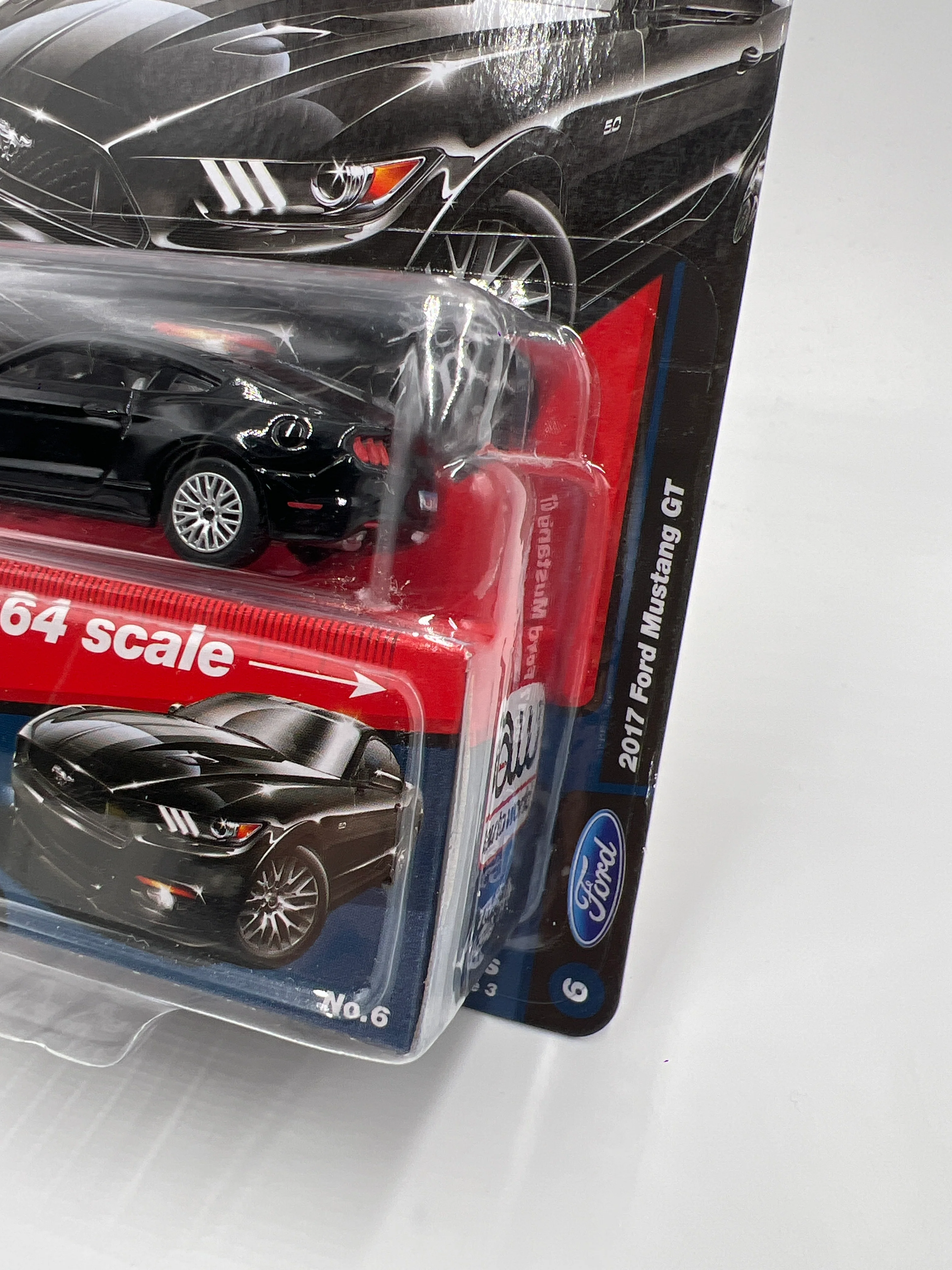 Auto World Modern Muscle Premium Series 3 Version B 2017 Ford Mustang GT Black 1/2500 - Image 4