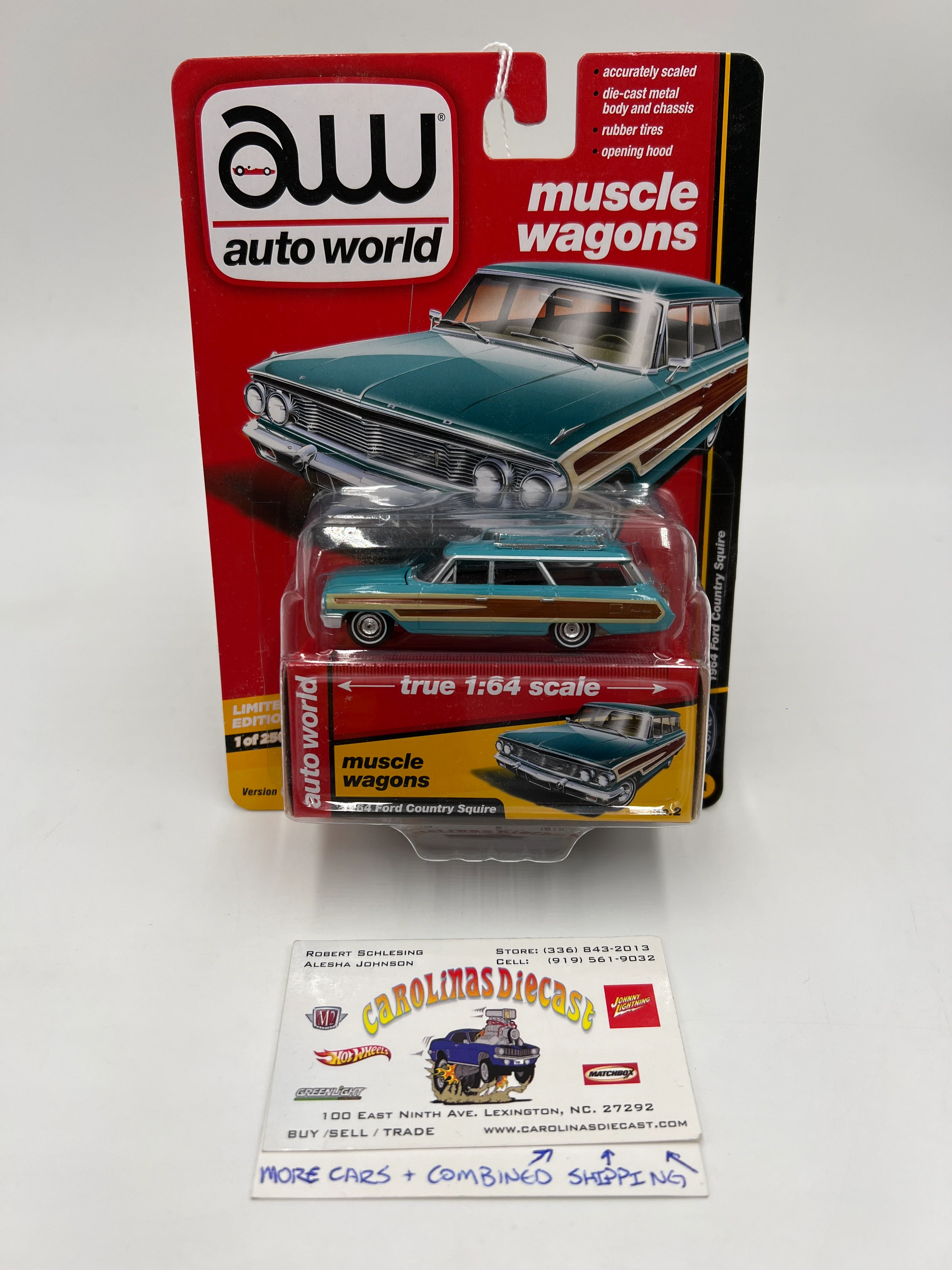 Auto World Muscle Wagons Release 1 Version A 1964 Ford Country Squire Blue