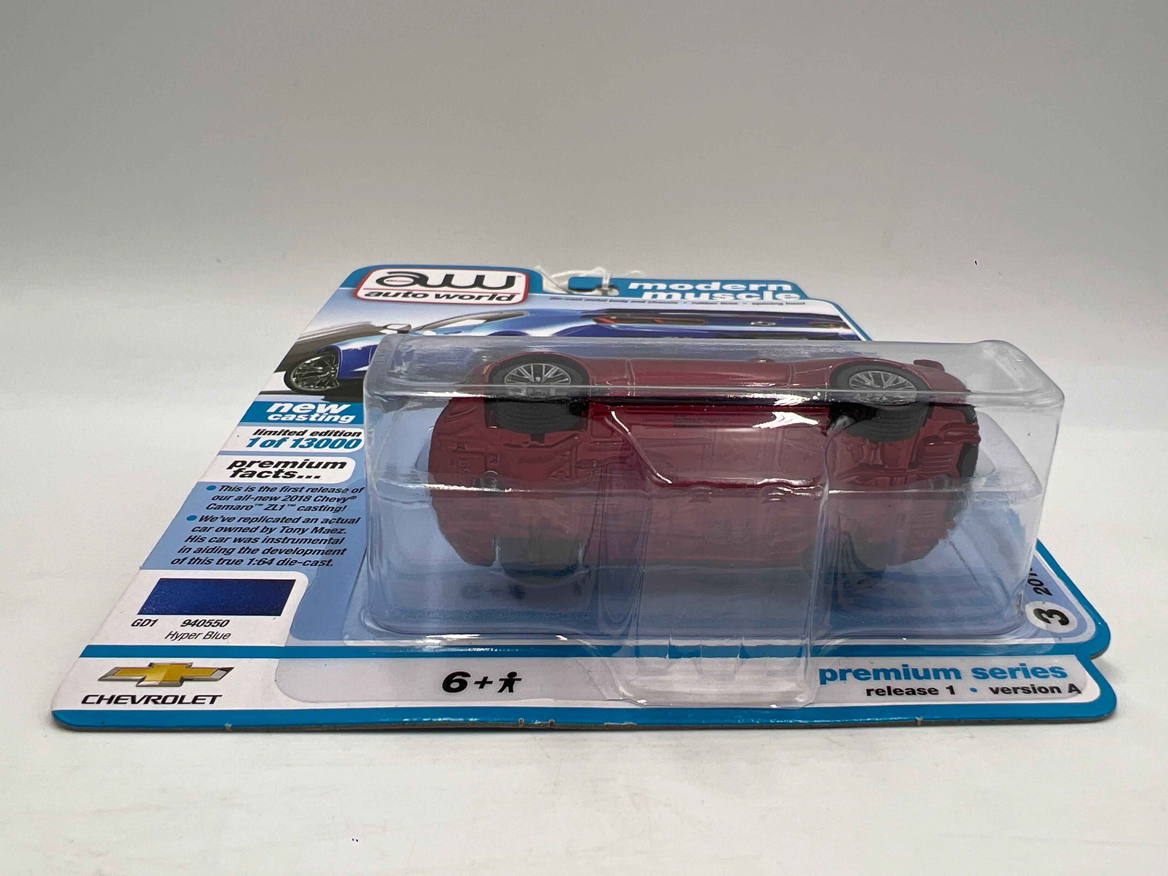 Auto World Modern Muscle Release 1 Version A Ultra Red CHASE 2018 Chevy Camaro ZL1 Red - Image 5
